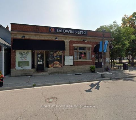 45 Baldwin Street E Whitby ON L1M 1A4