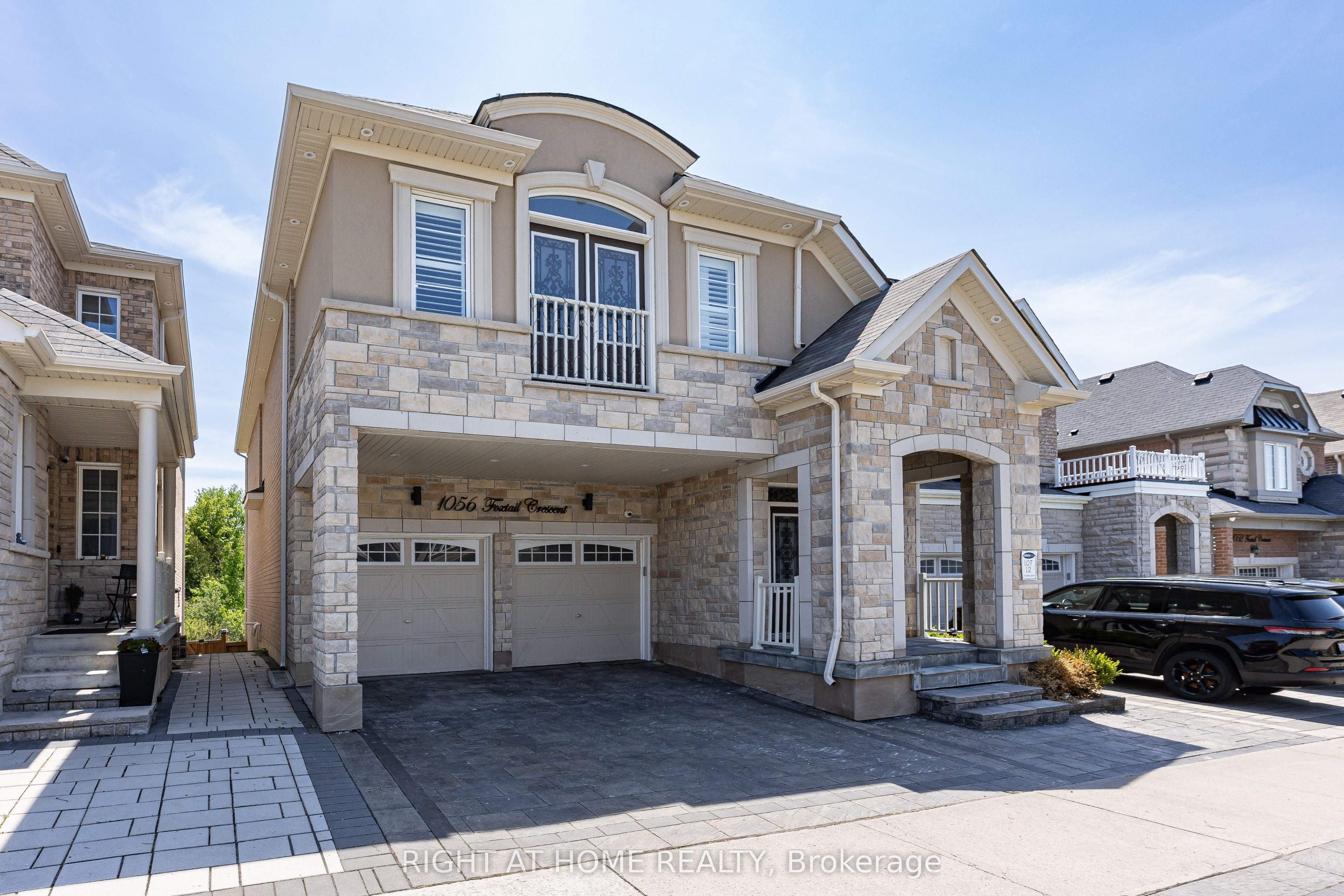 1056 Foxtail Crescent
