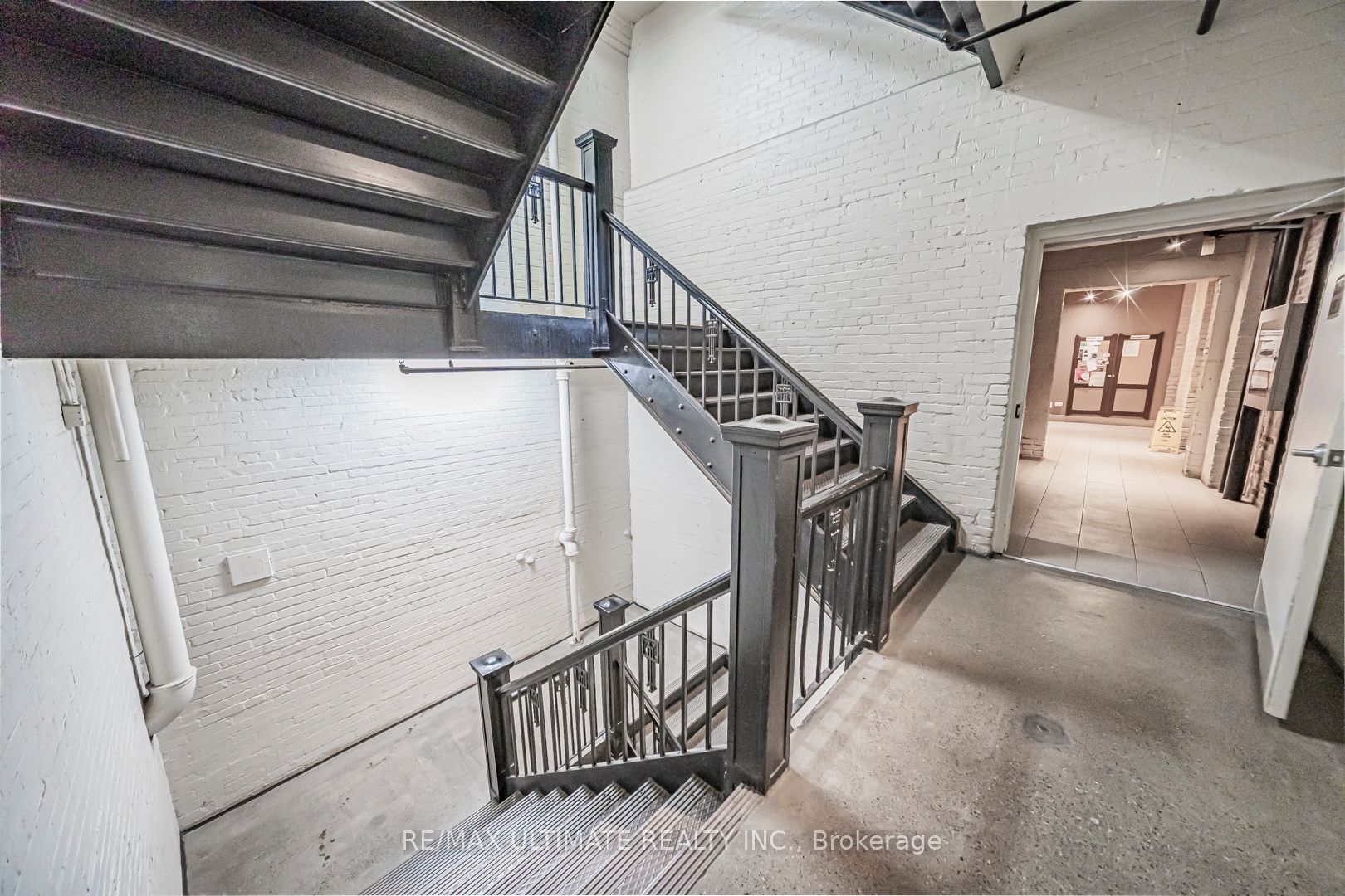 68 Broadview Avenue 523