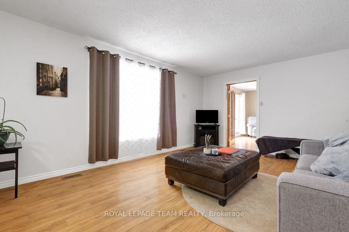 13025 Mackenzie Road
