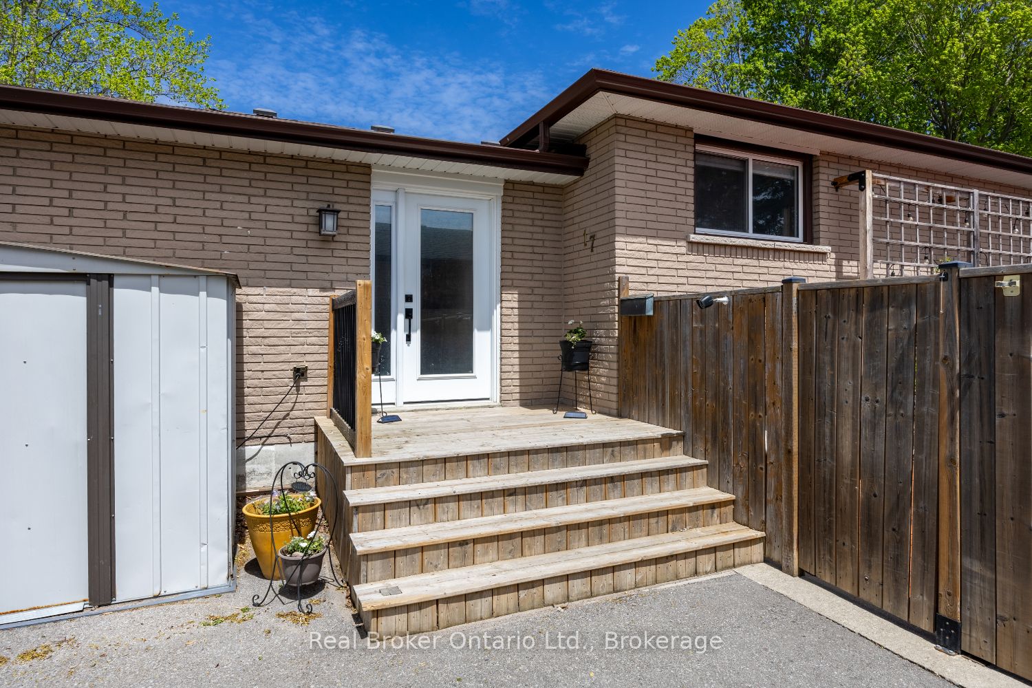 17 Strike Avenue