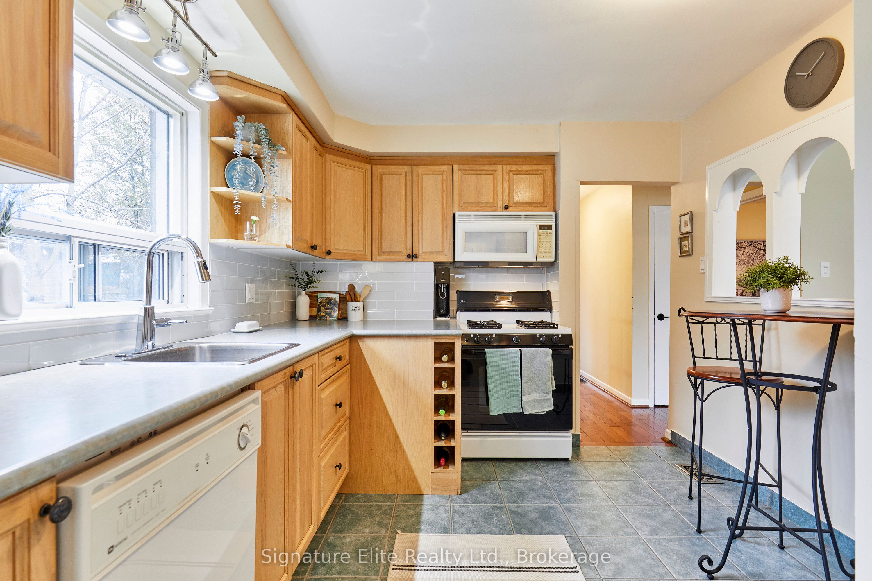135 Toynbee Trail