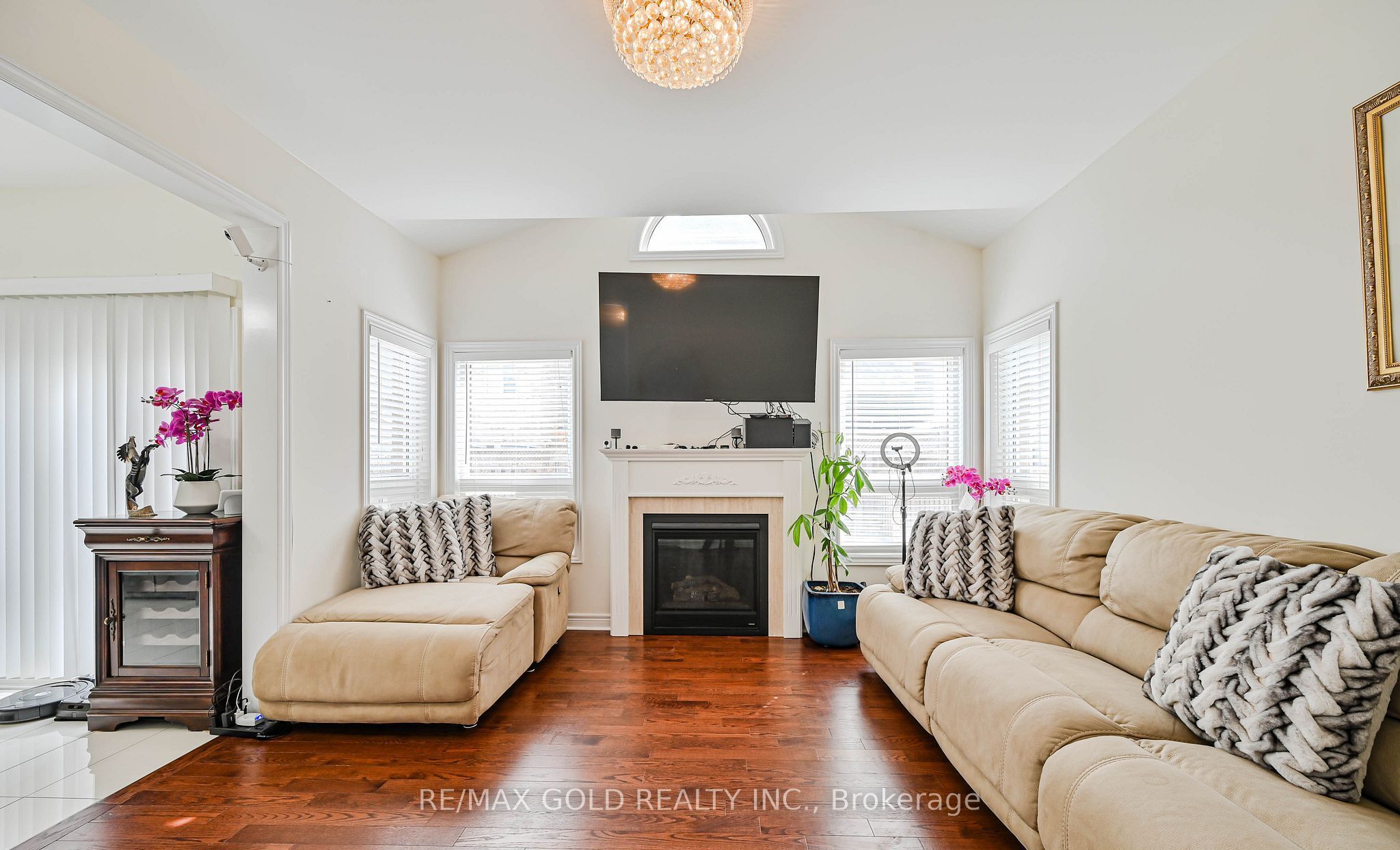 7 Bellotti Crescent