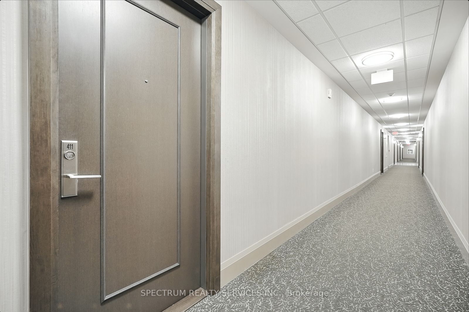 86 Woodbridge Avenue 411