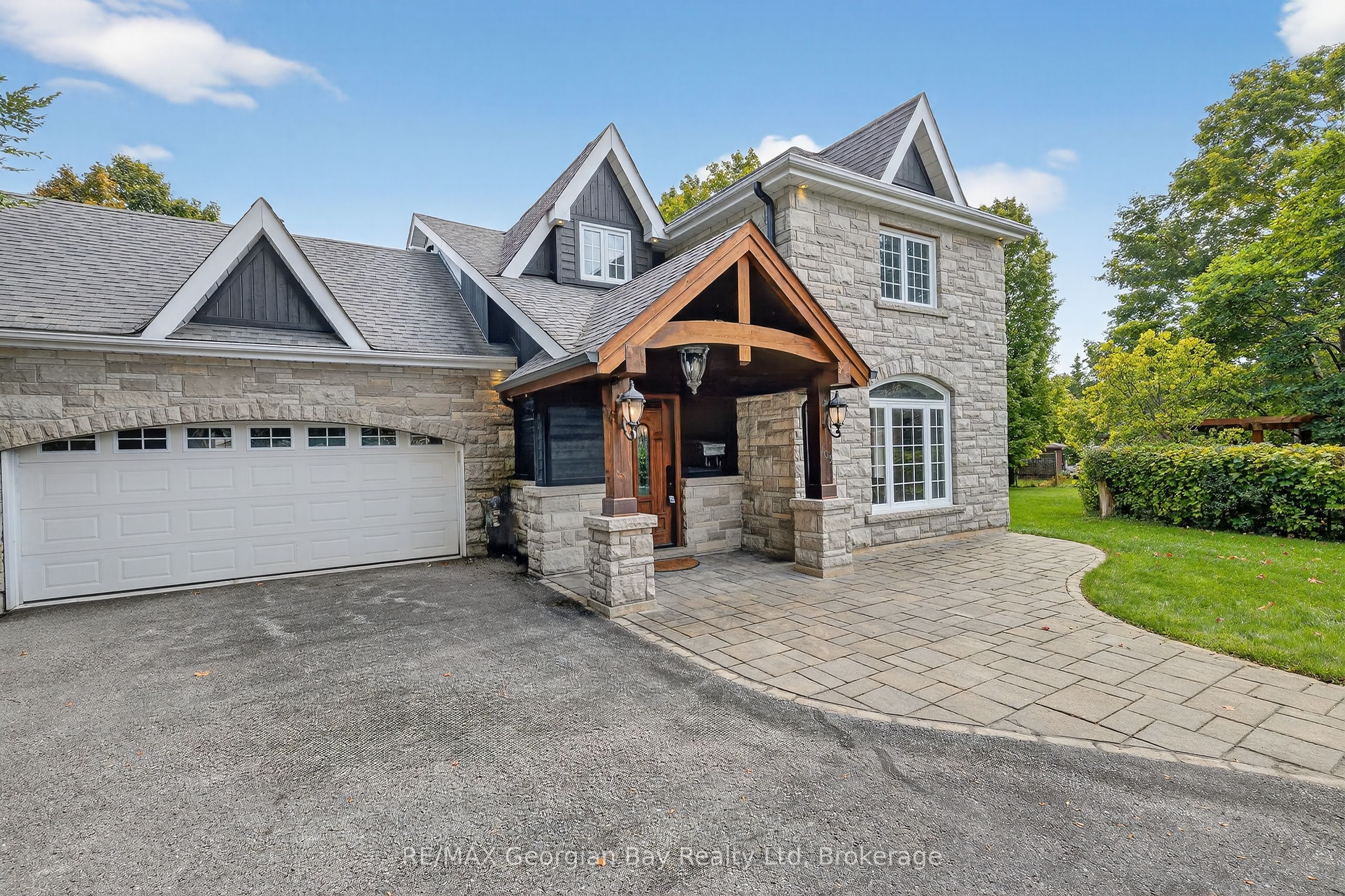 105 Duckworth Street