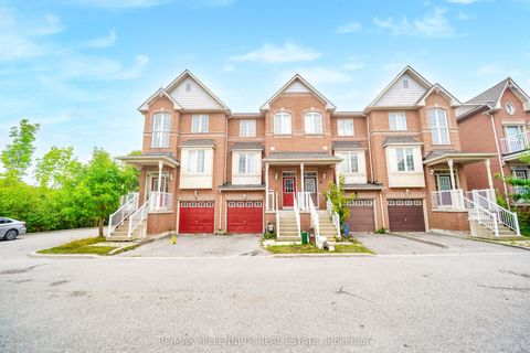 16 Boone Lane Ajax ON L1S 7S3