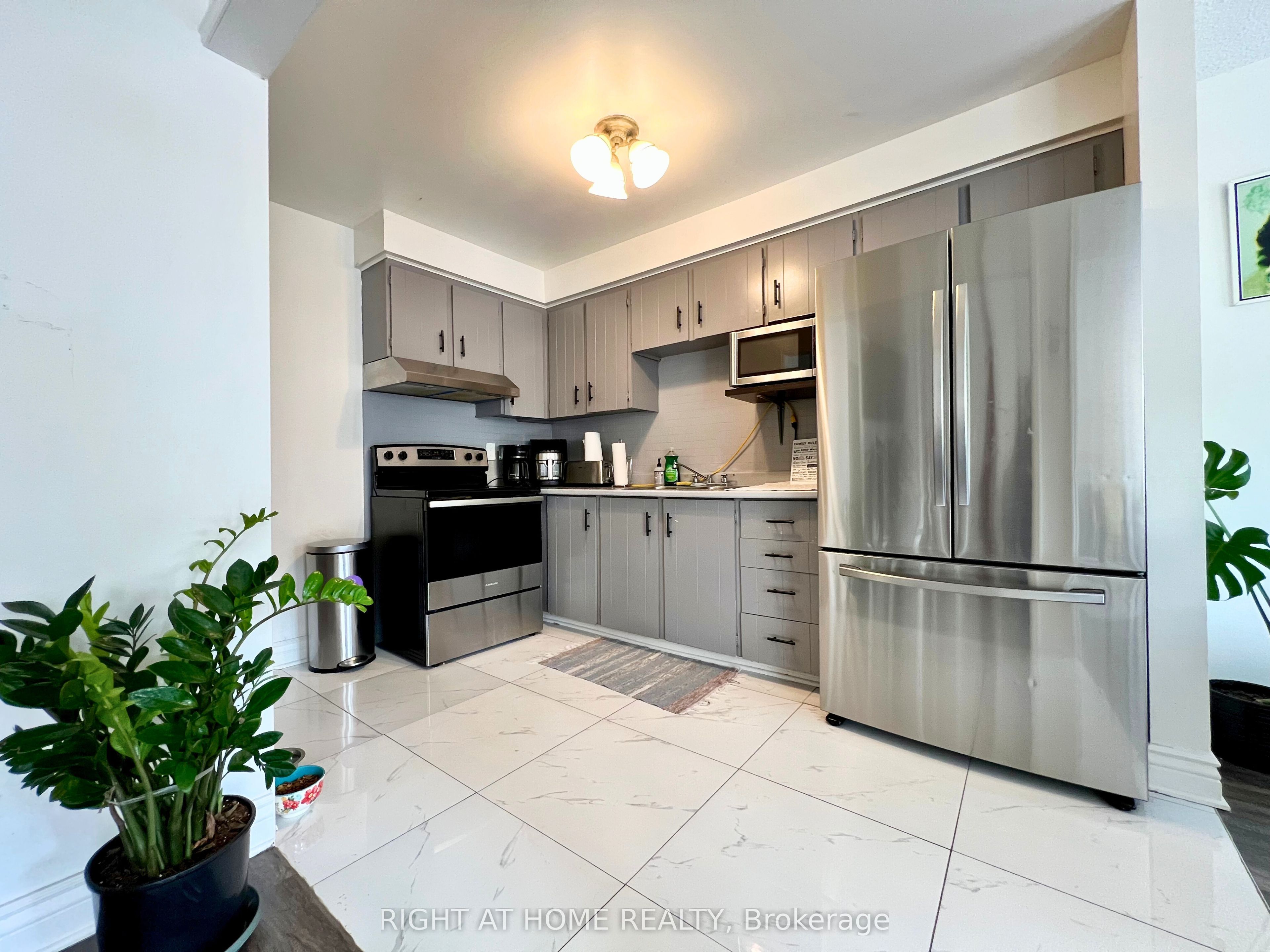 25 Baronwood Court