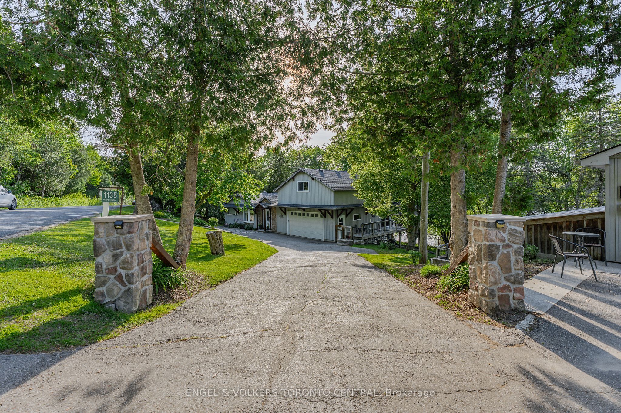 1135 Rivers Edge Drive