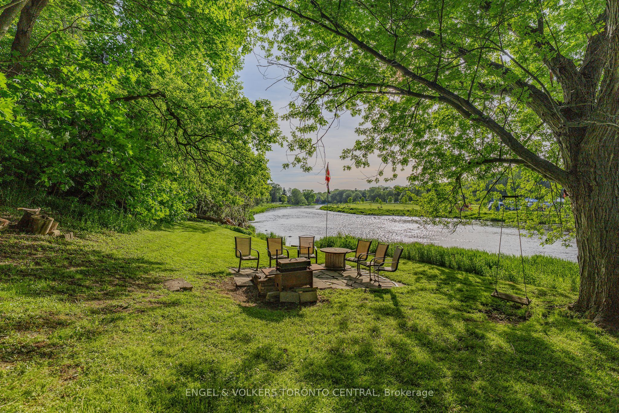 1135 Rivers Edge Drive