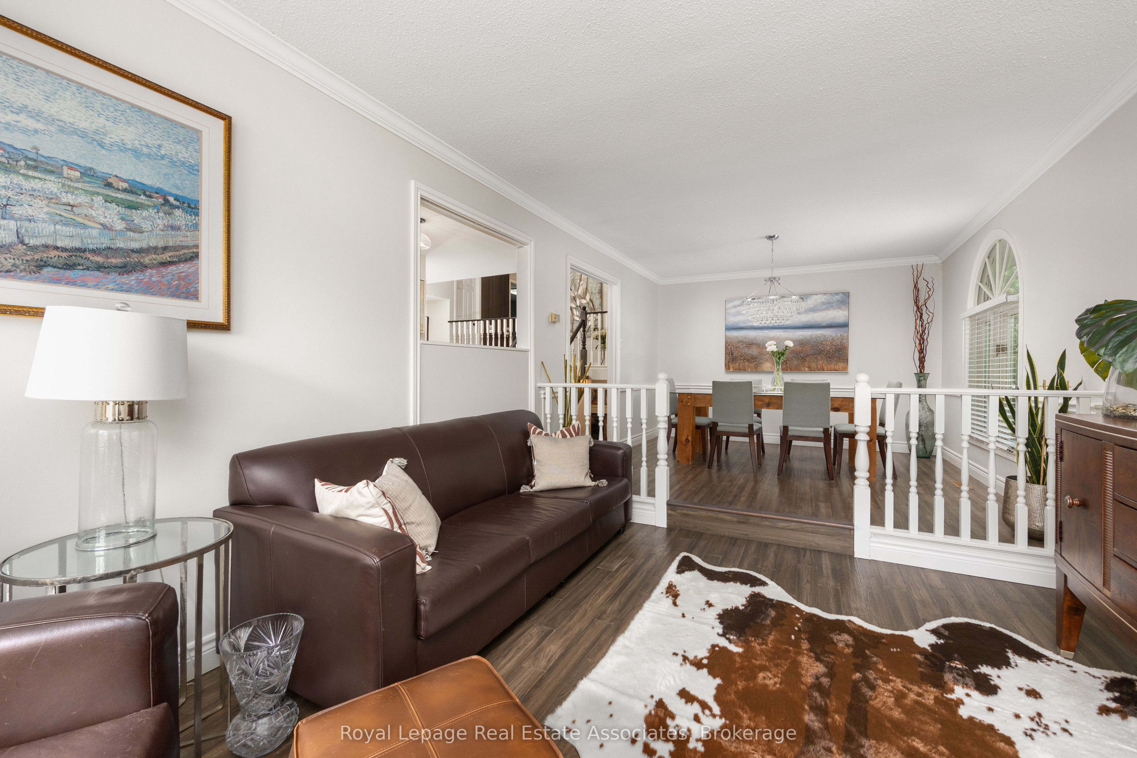 537 MATHEWMAN Crescent