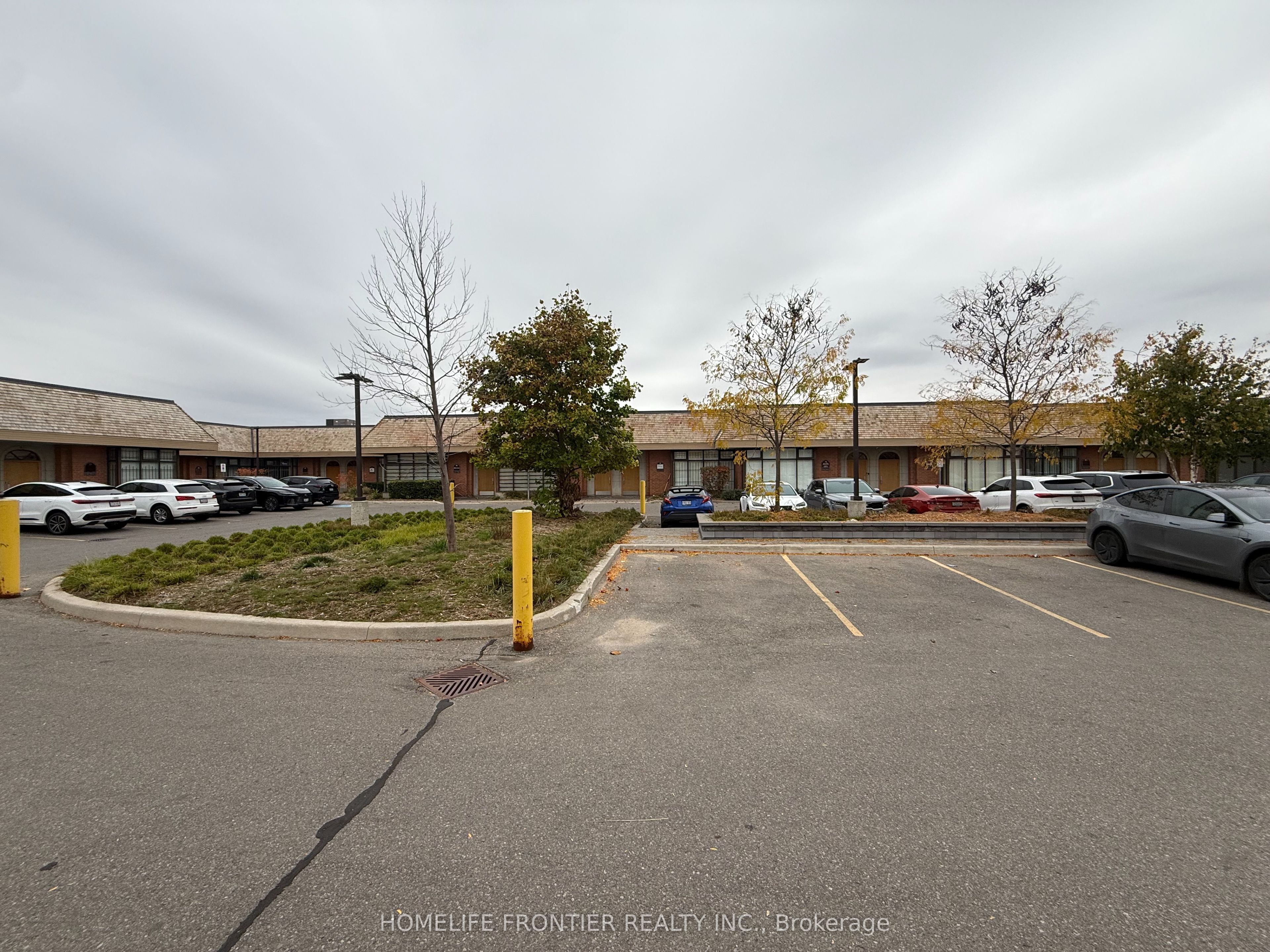 35 West Pearce Street 28
