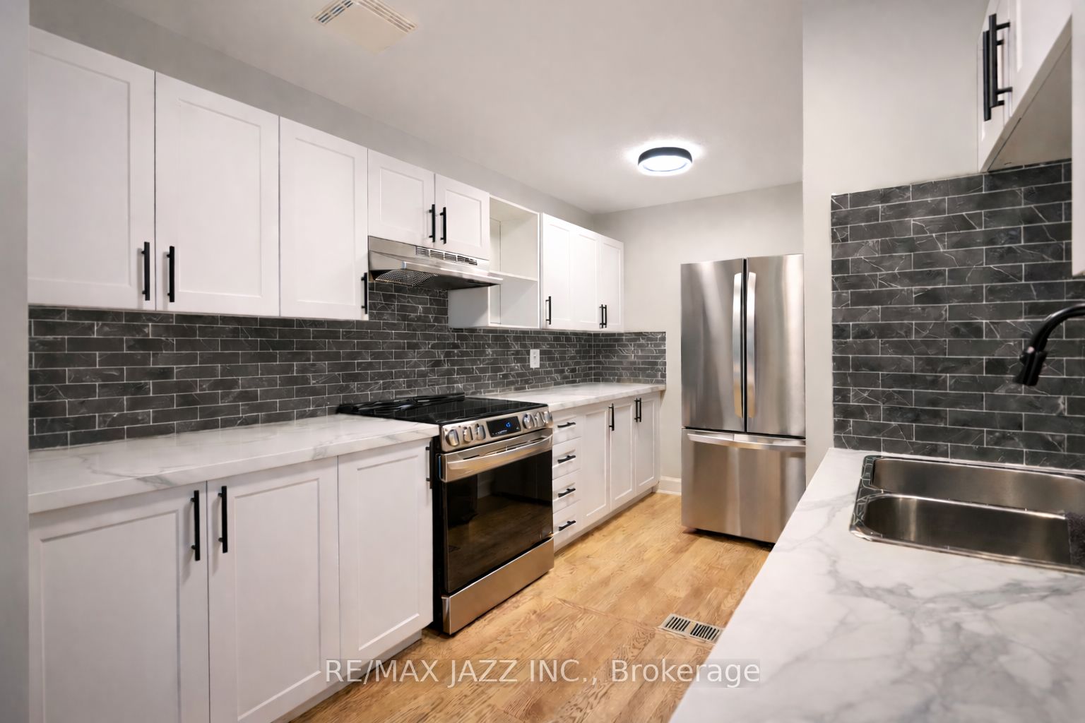 1086 Somerville Street