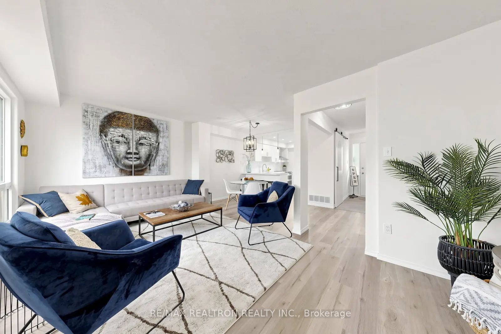 611 Galahad Drive 12