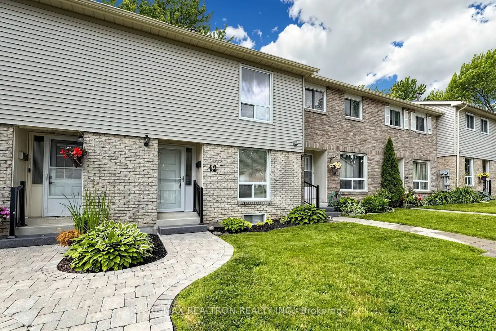 611 Galahad Drive 12