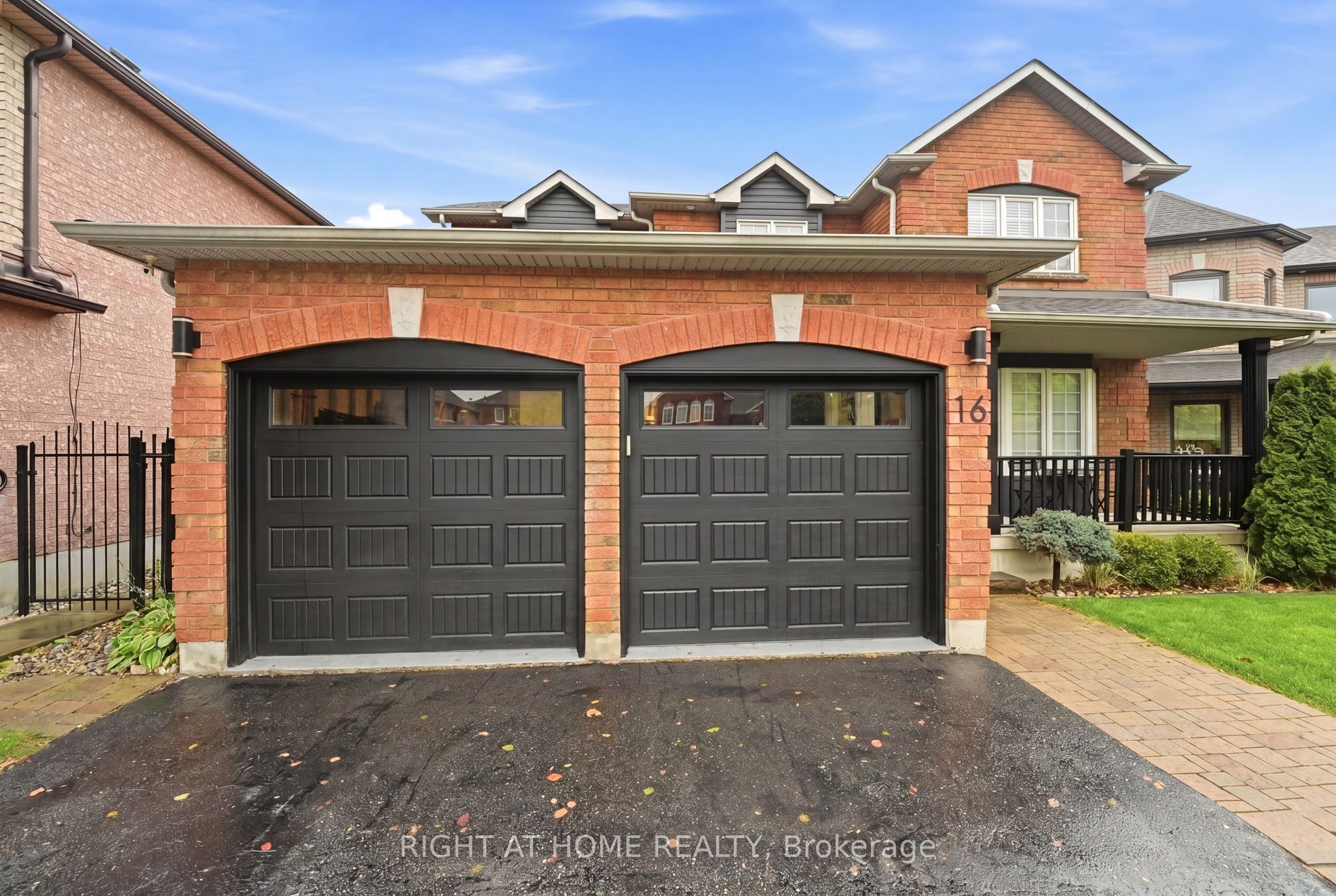 16 Mcneilage Court