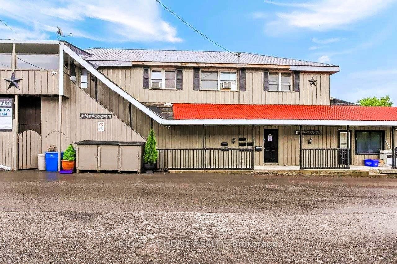 10 The Queensway N/A S