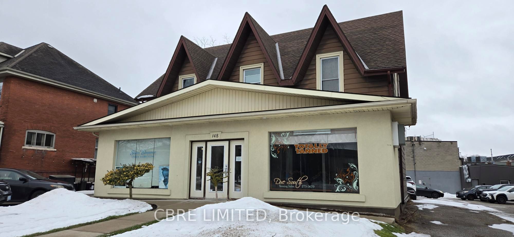 148 Waterloo Street S