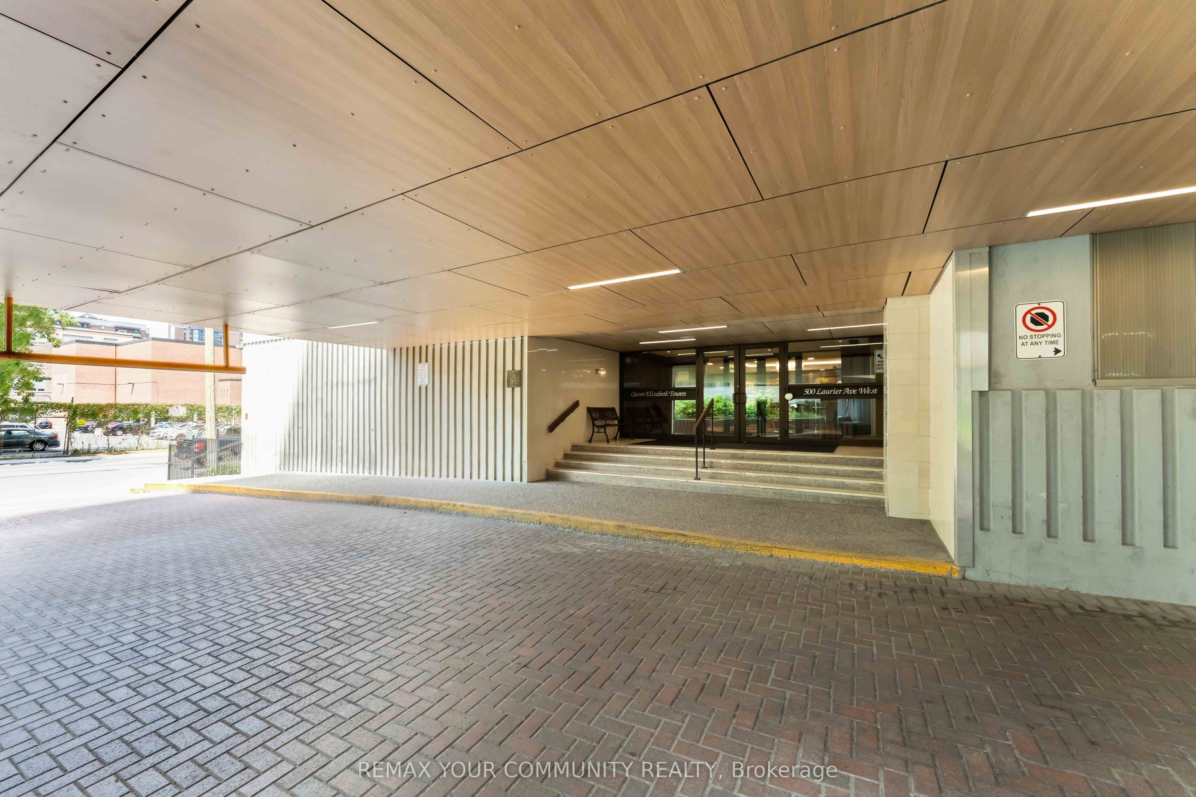 500 Laurier Avenue W 608