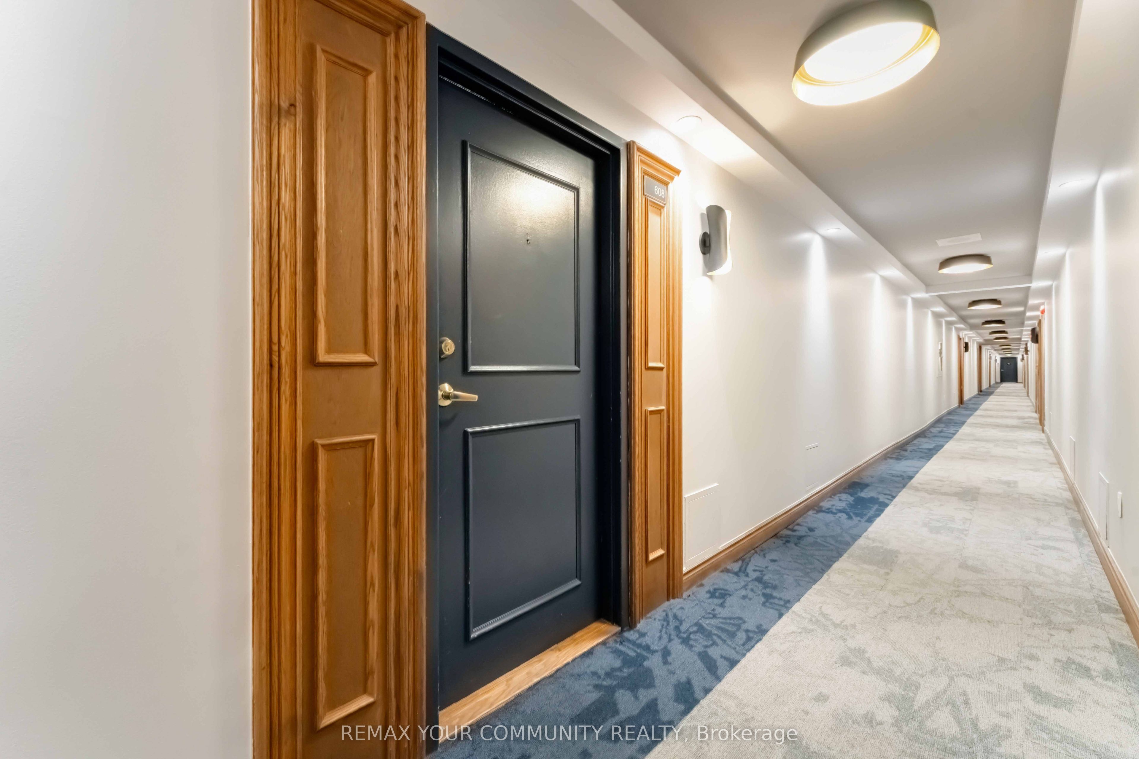 500 Laurier Avenue W 608