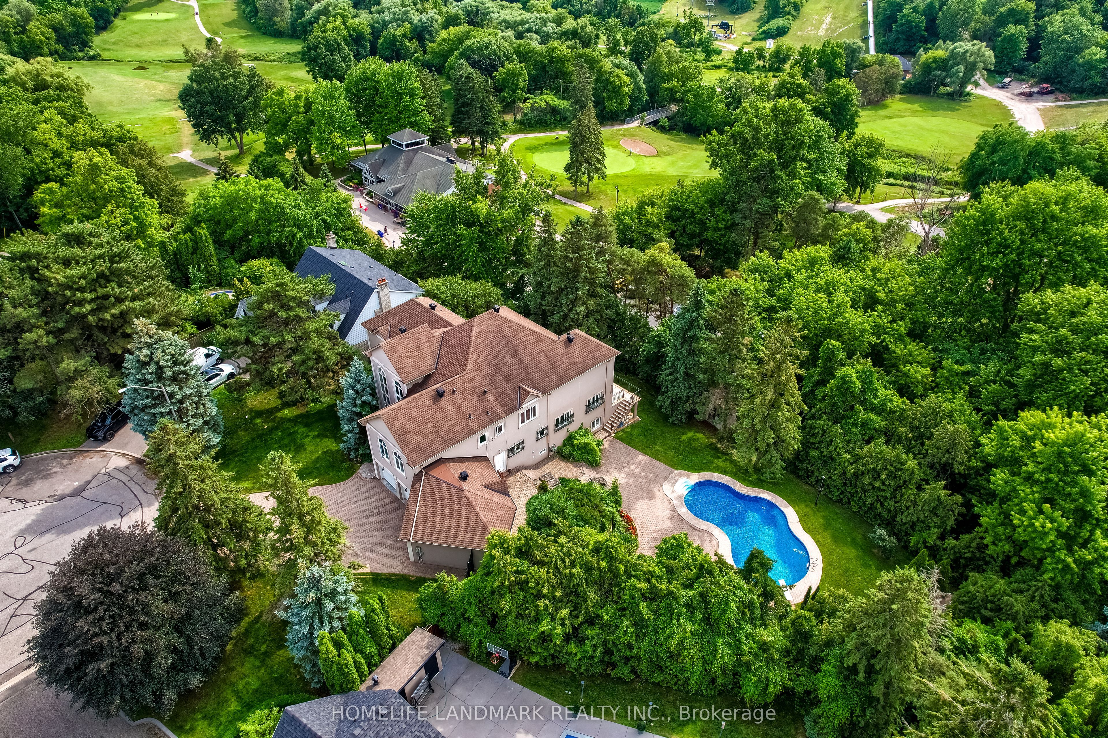 14 Meadow Heights Court