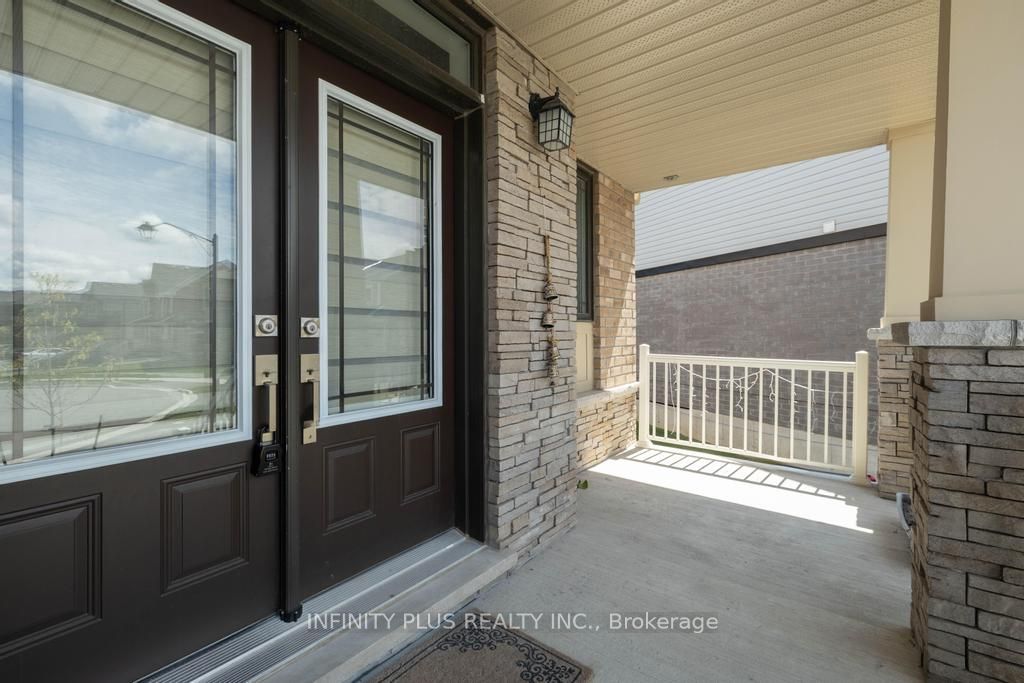 51 Santo Court W