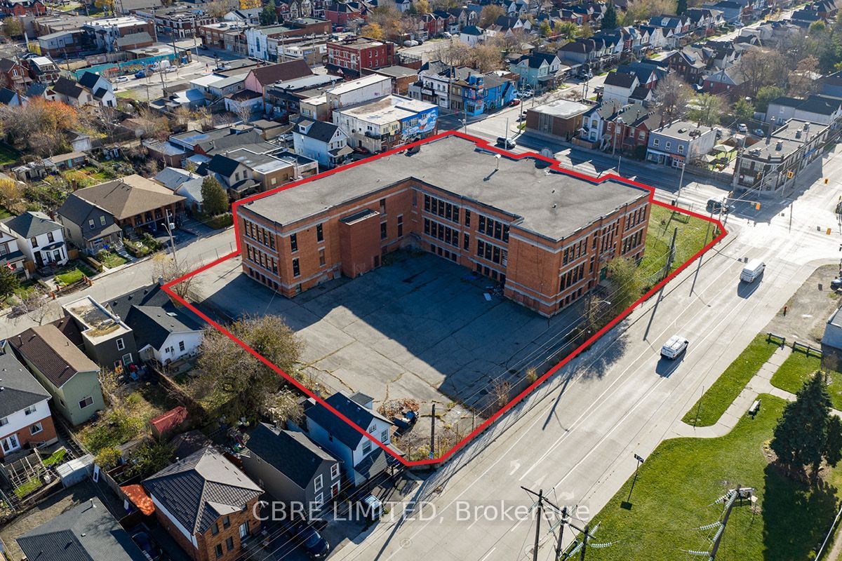 601* Barton Street E