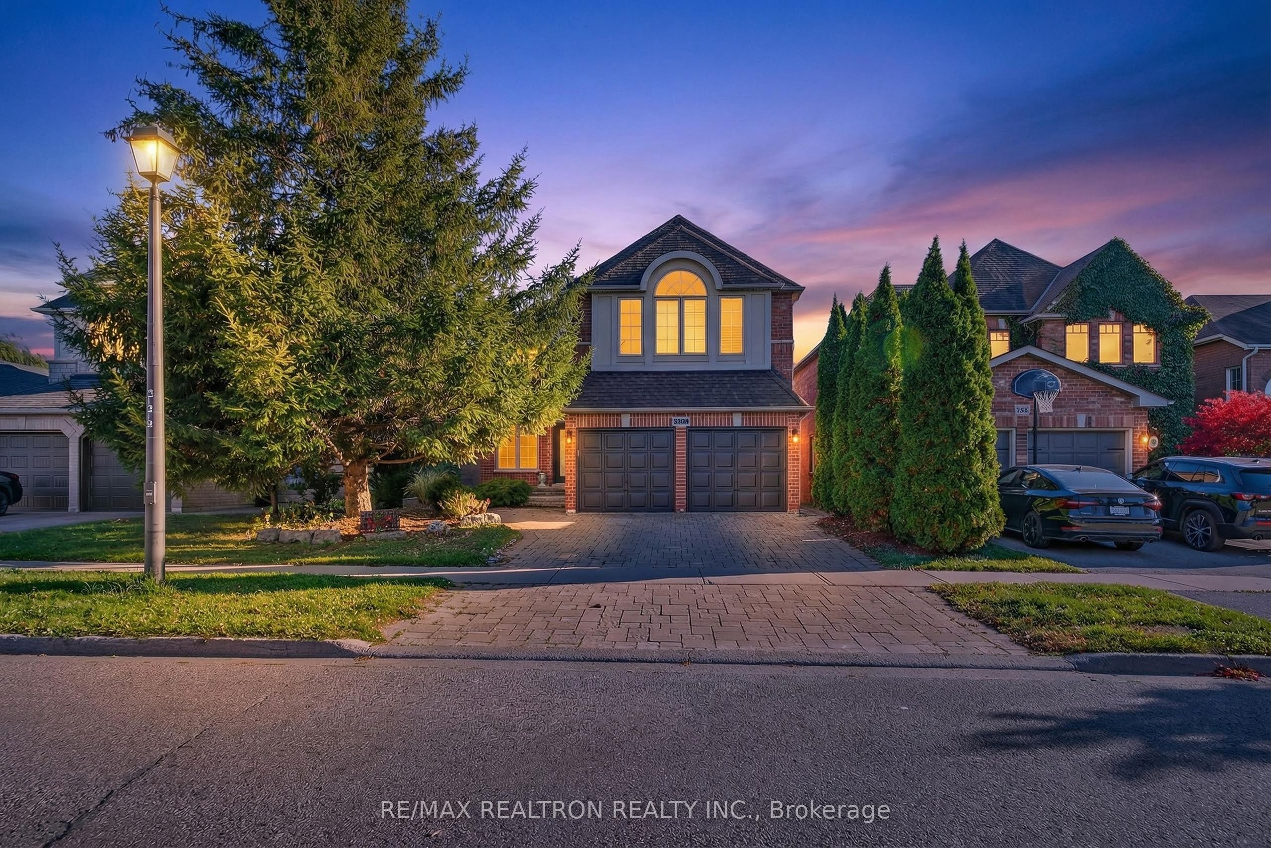 446 Silken Laumann Drive