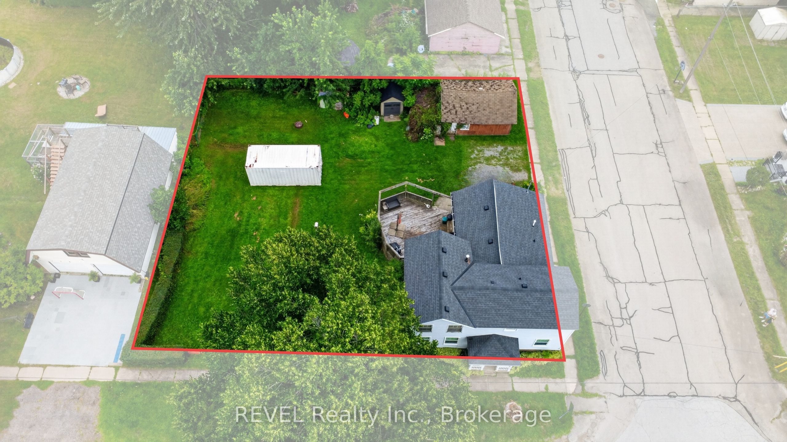 3976 Chippawa Parkway