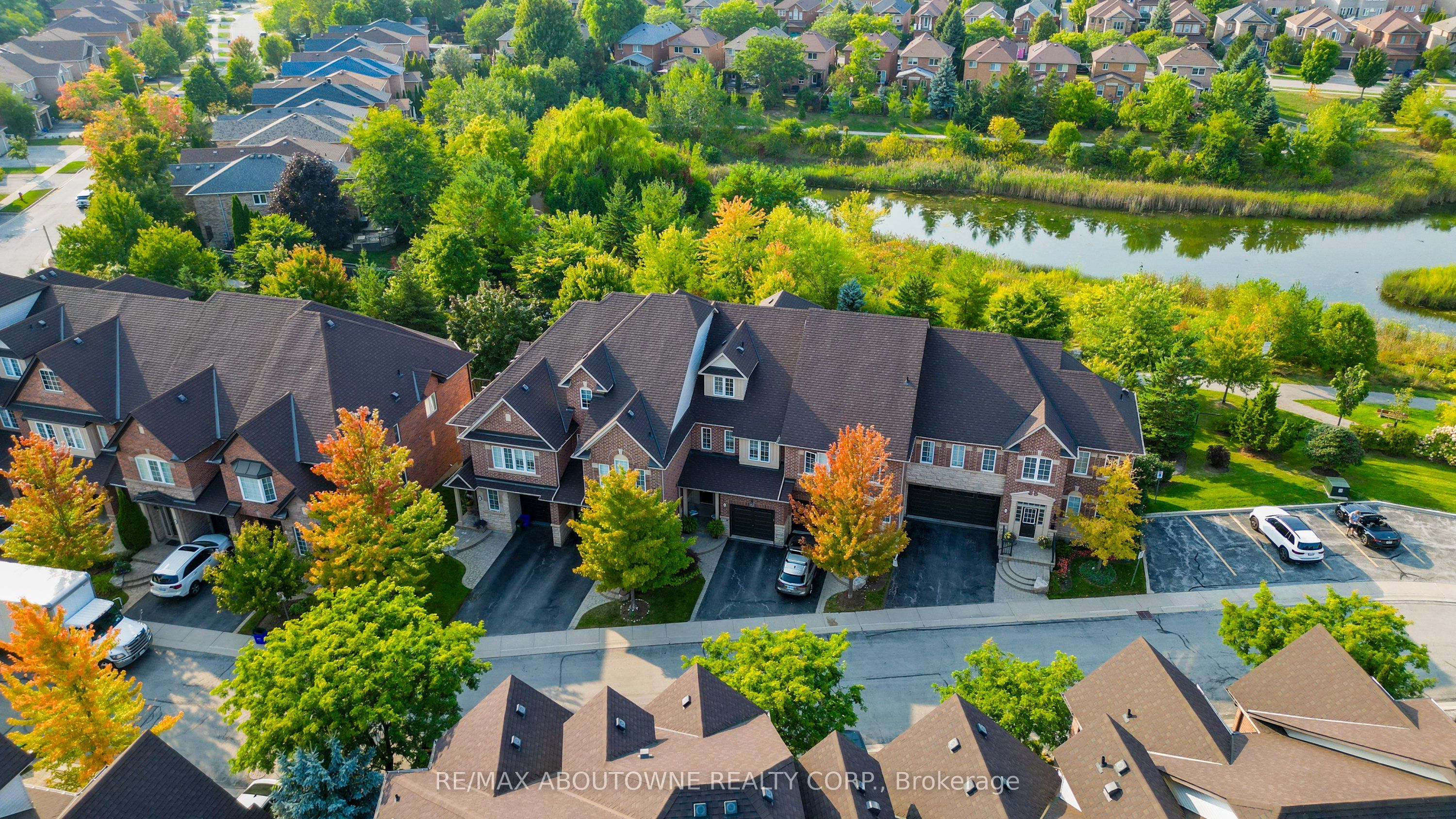 300 Ravineview Way 34