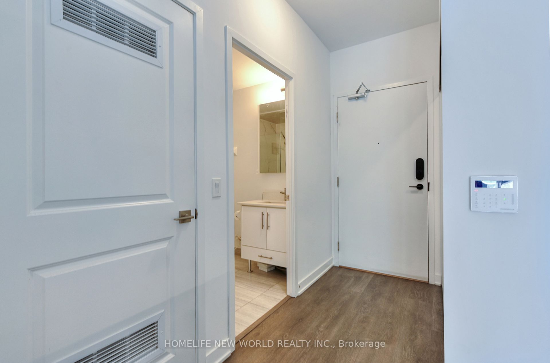 85 Oneida Crescent 811