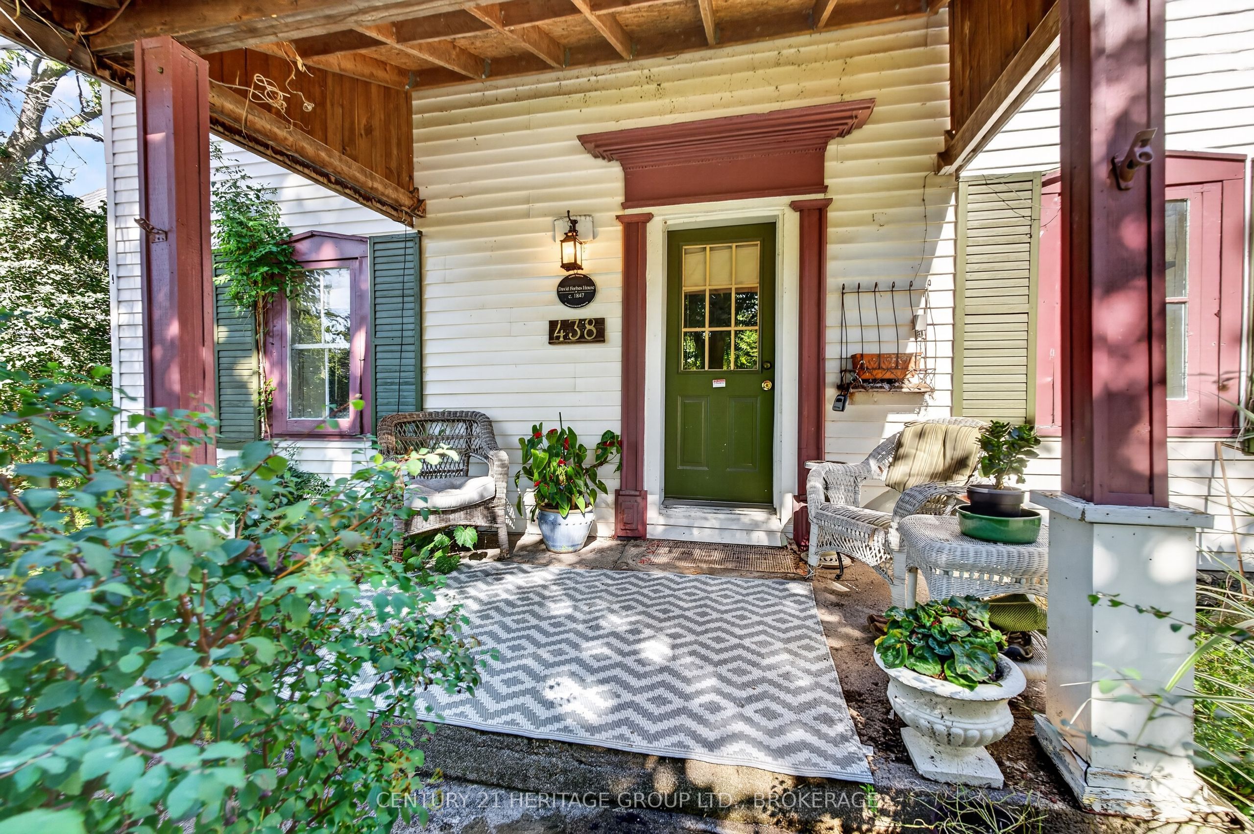 438 Main Street