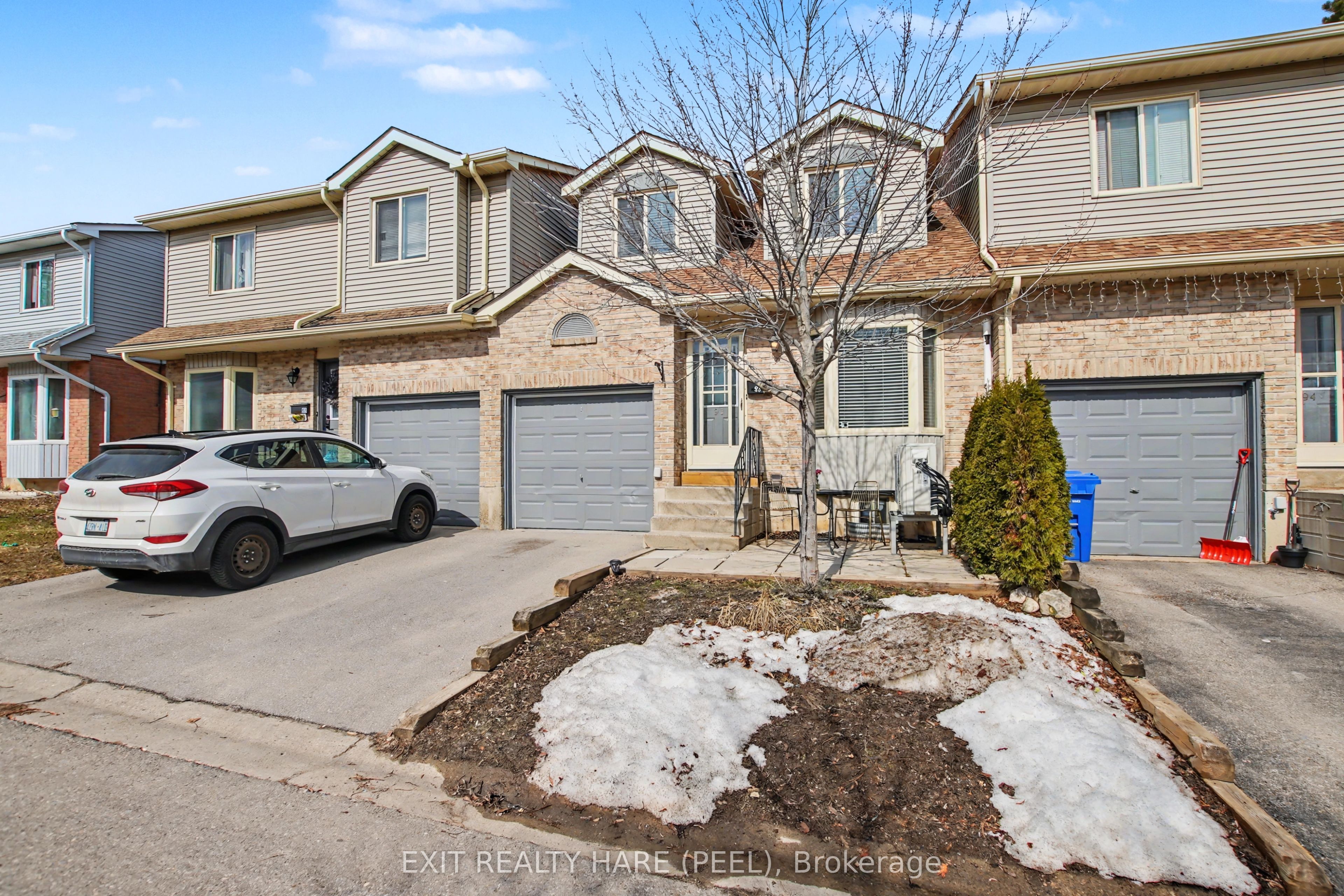 90 Lawrence Avenue 93
