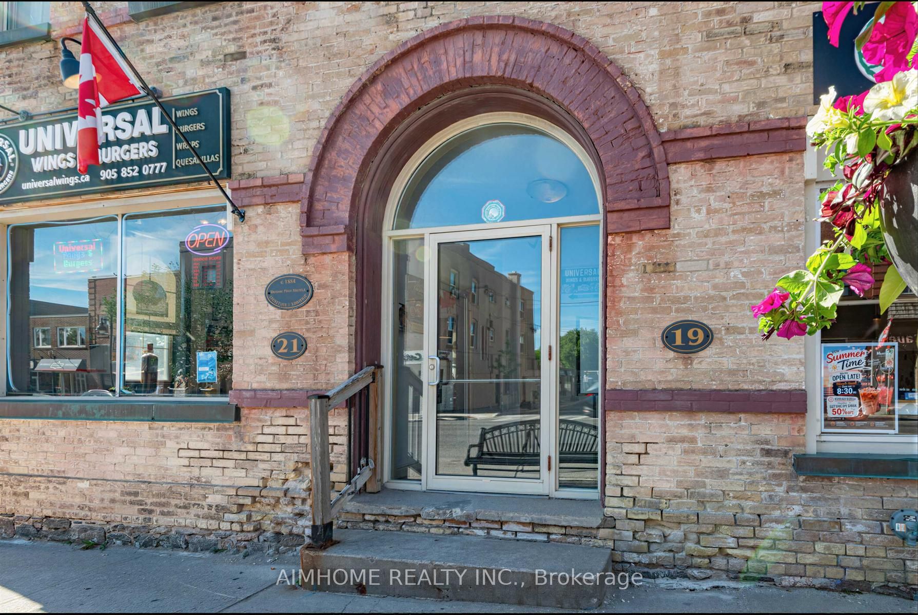 19-21 Brock Street W
