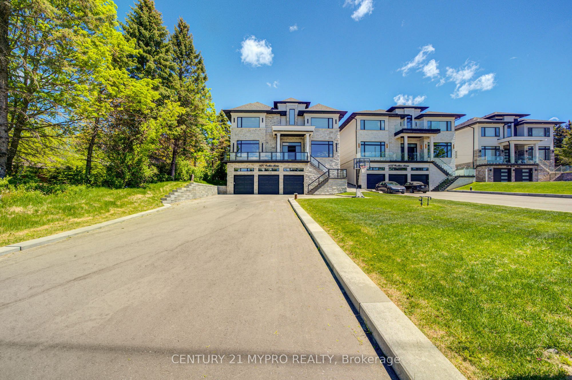 14597 Woodbine Avenue