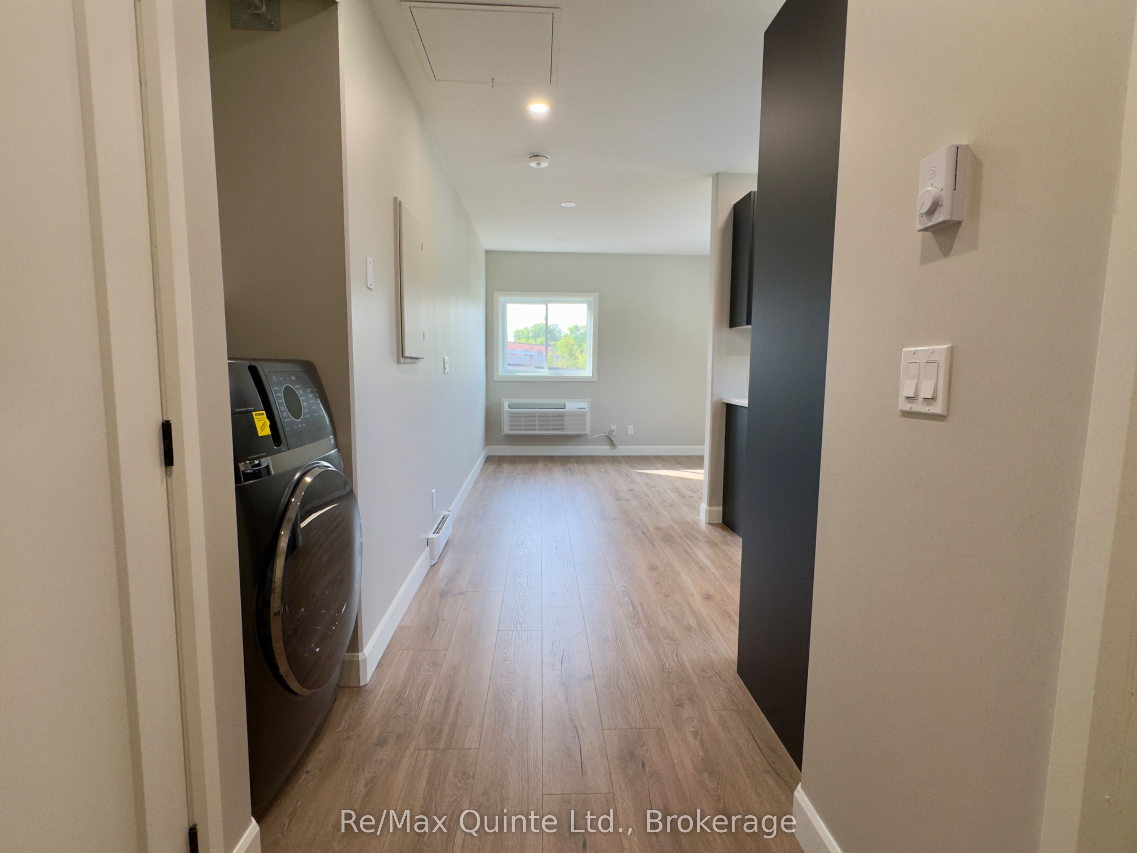 330 Victoria Street 4