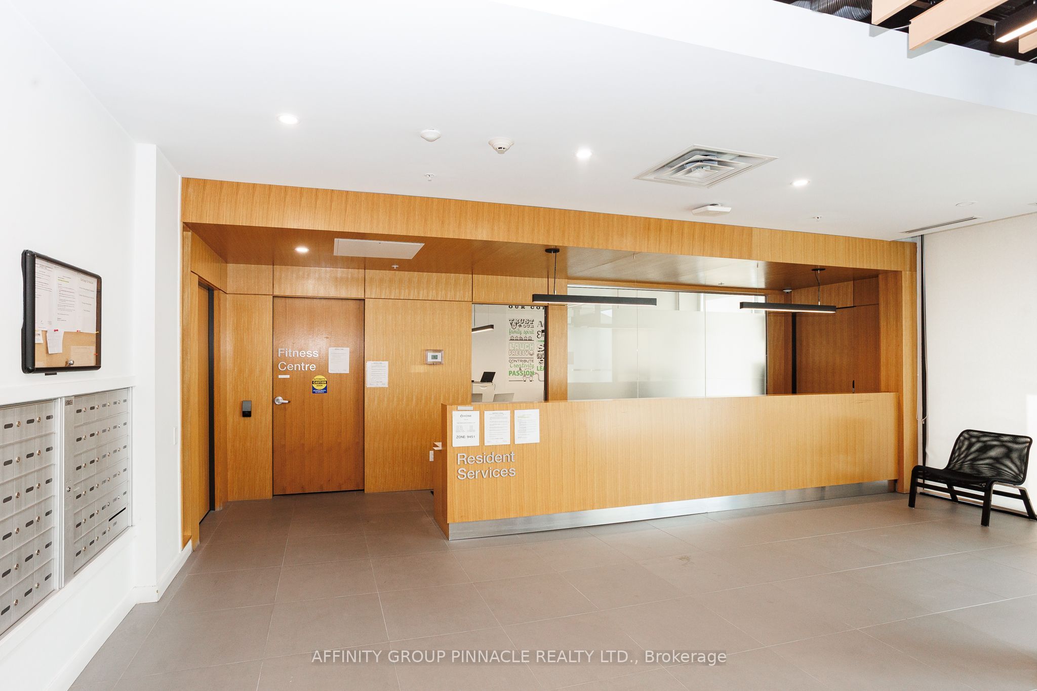 1800 Simcoe Street N 220