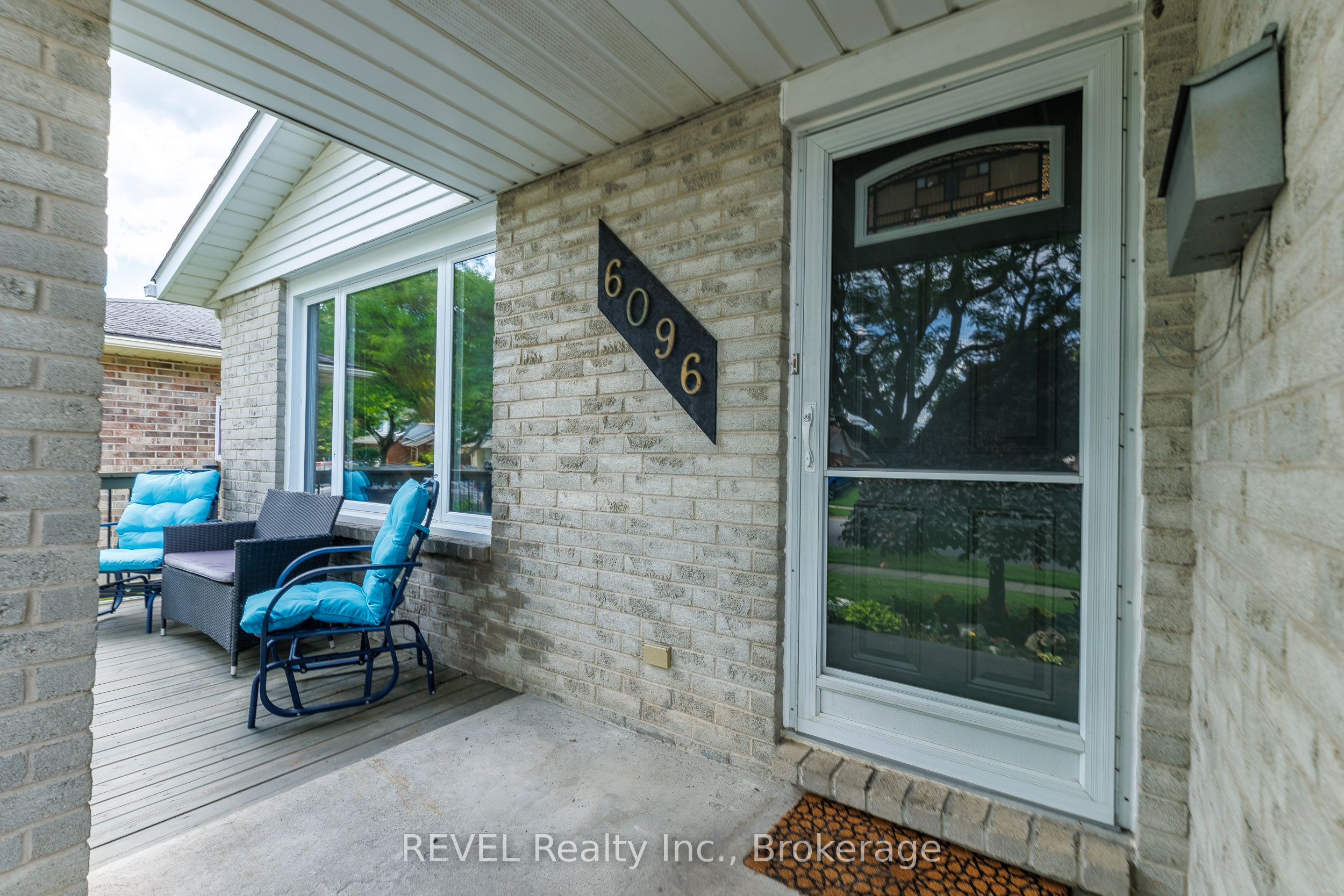 6096 Crimson Drive