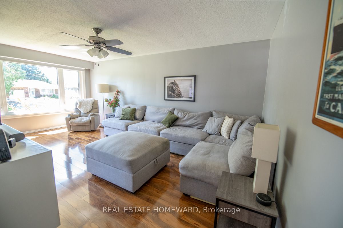 4 Sunicrest Boulevard