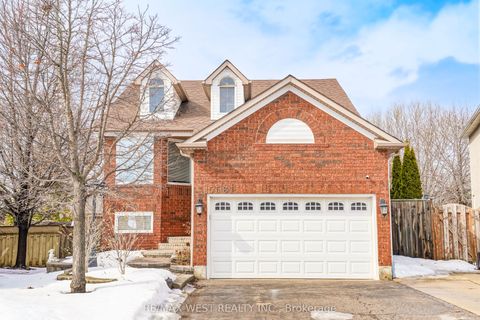 5581 Wheatland Court Mississauga ON L5V 2E4