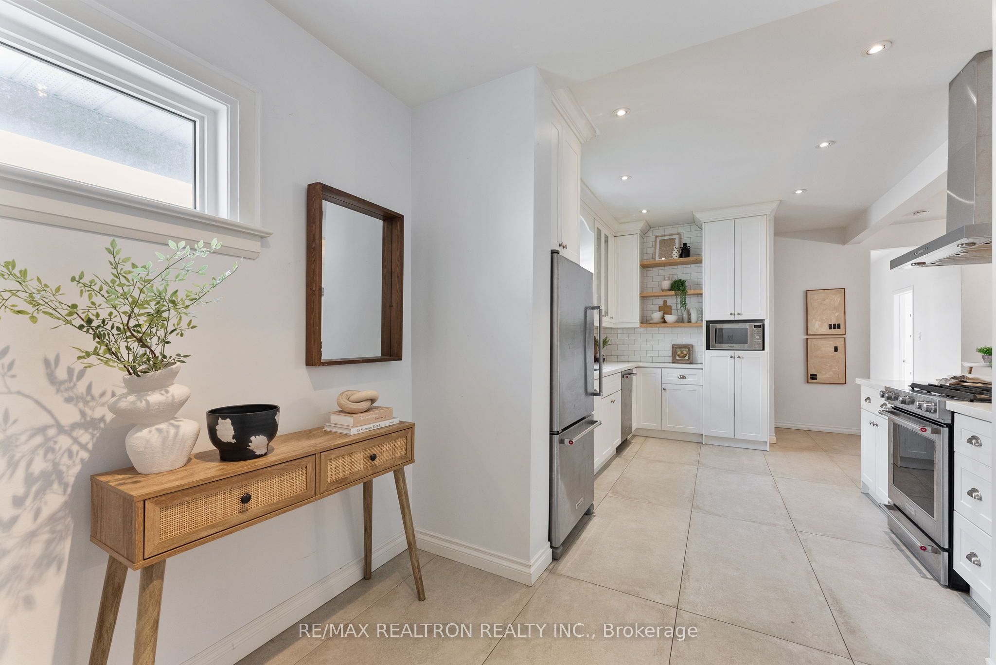 41 Ashbury Avenue