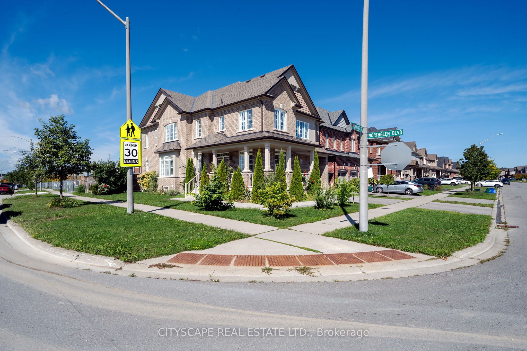 250 Crombie Street