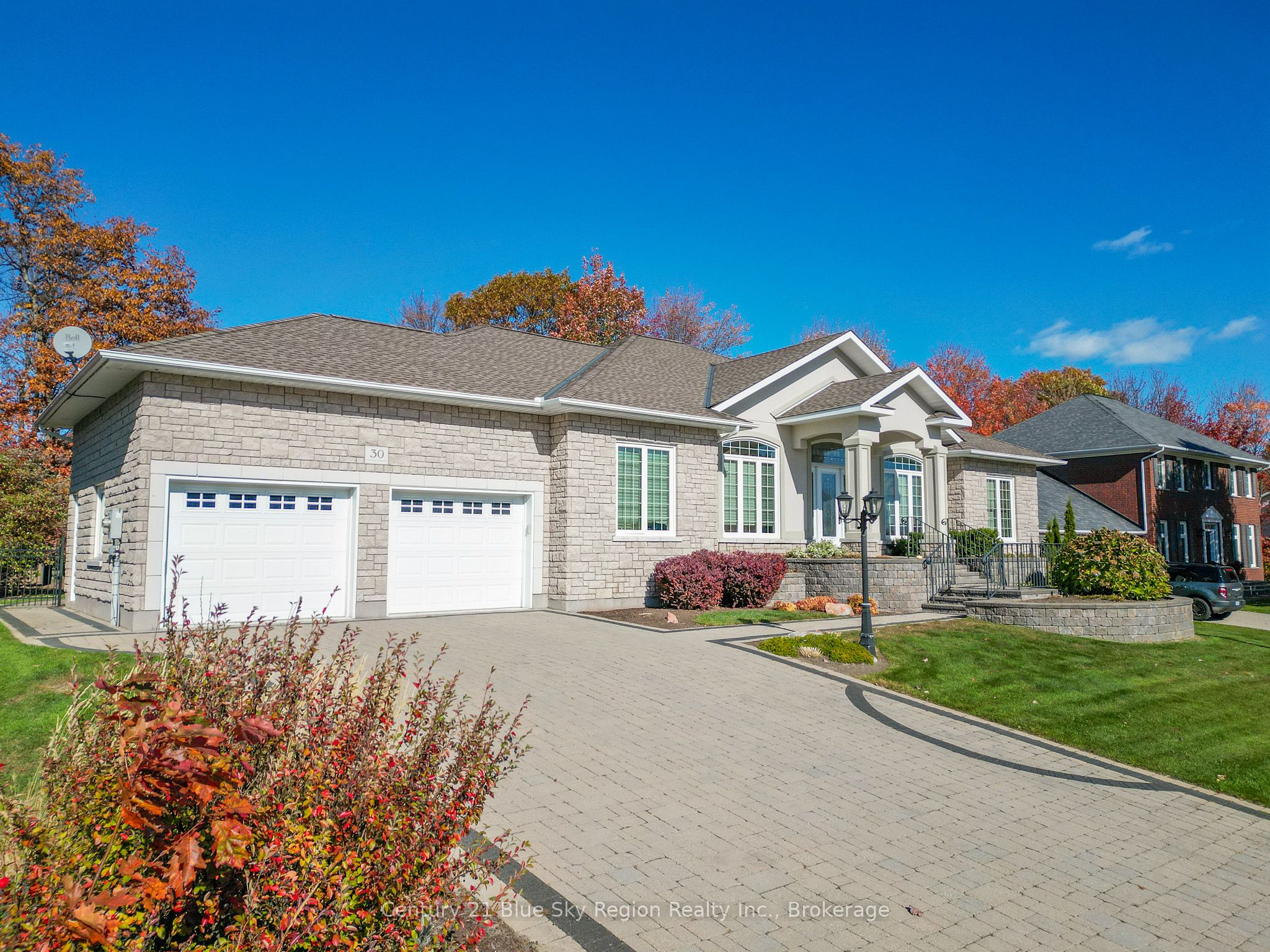 30 Vermont Crescent