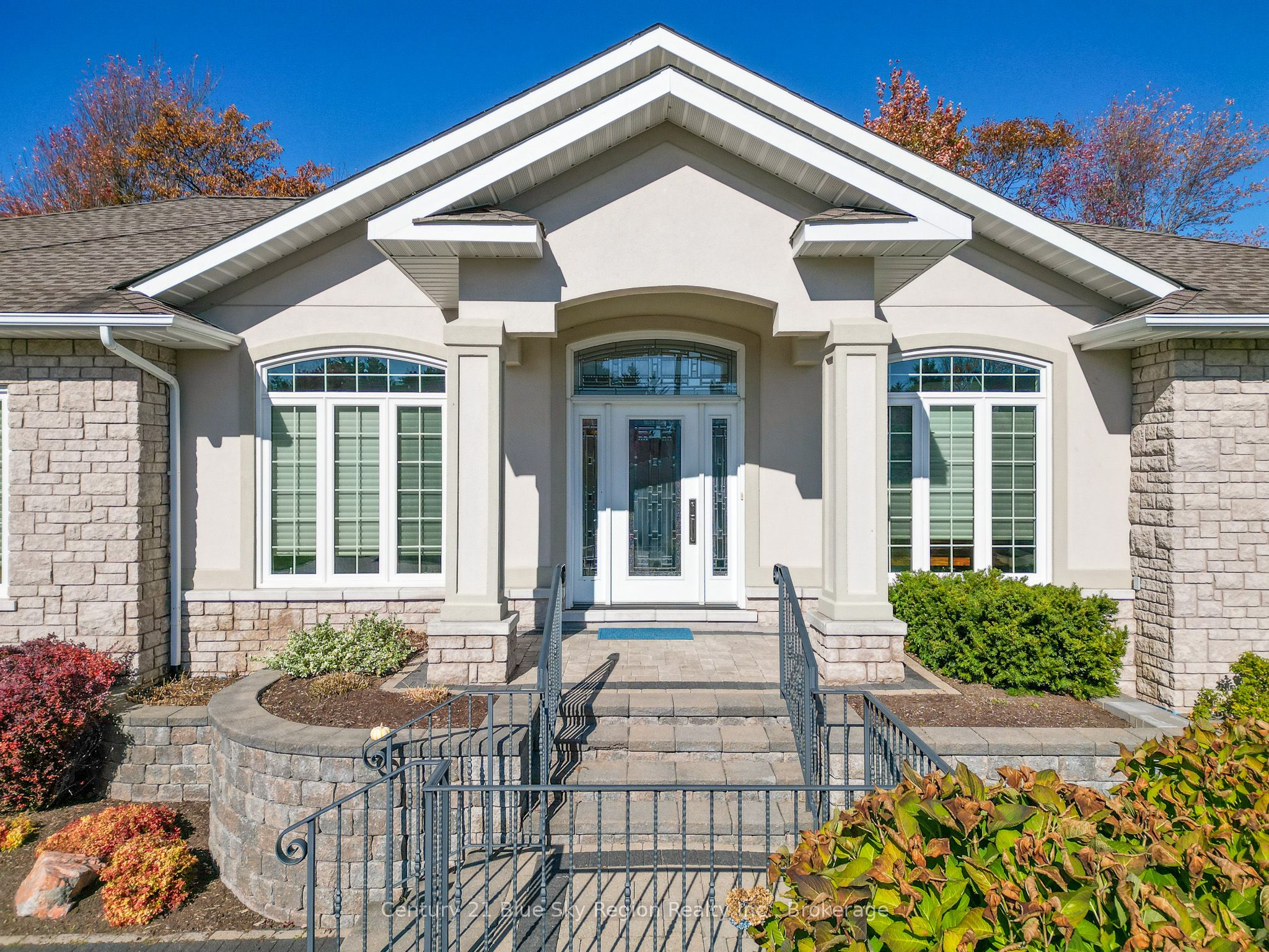 30 Vermont Crescent