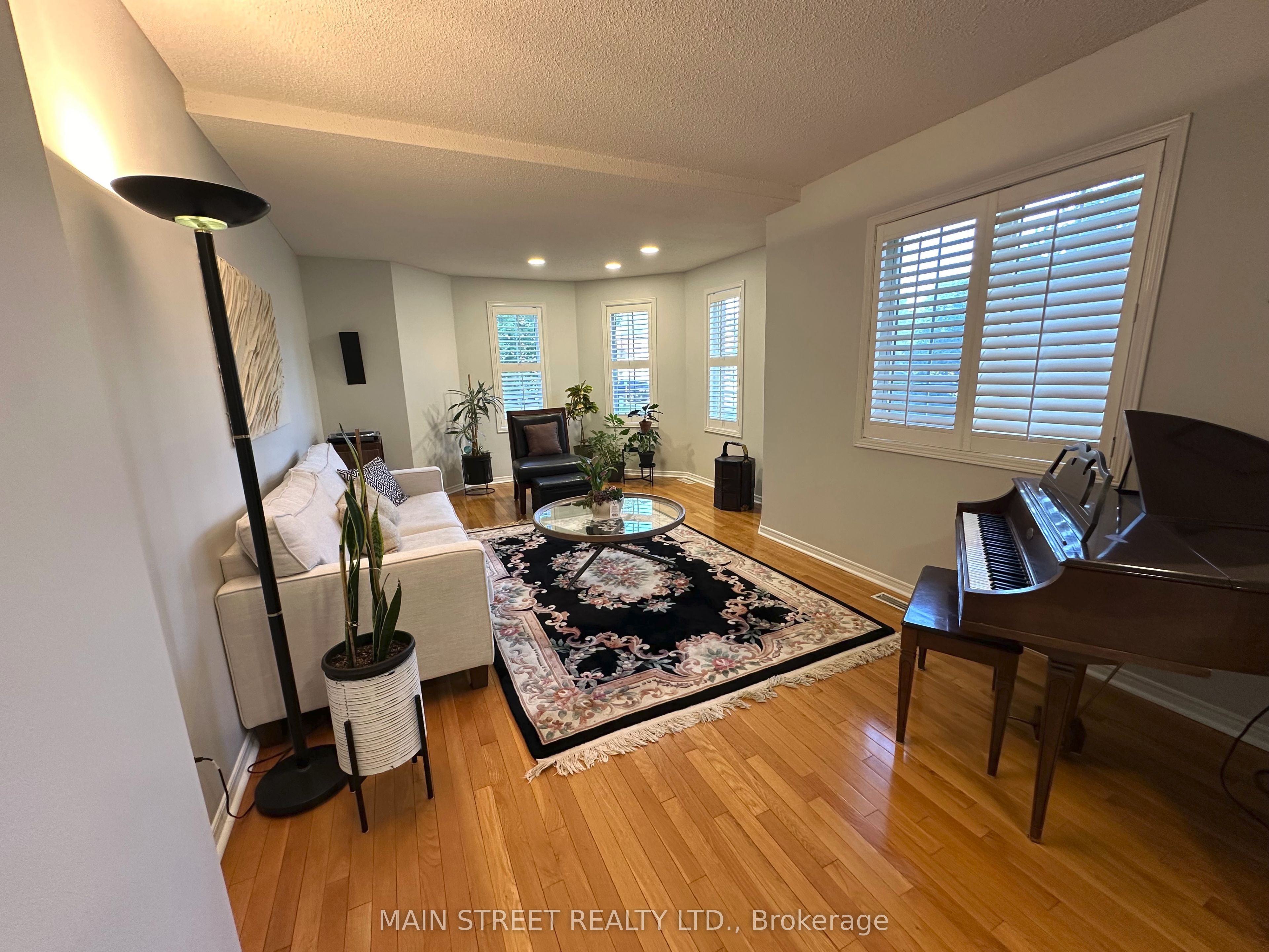 20 Horstman Street