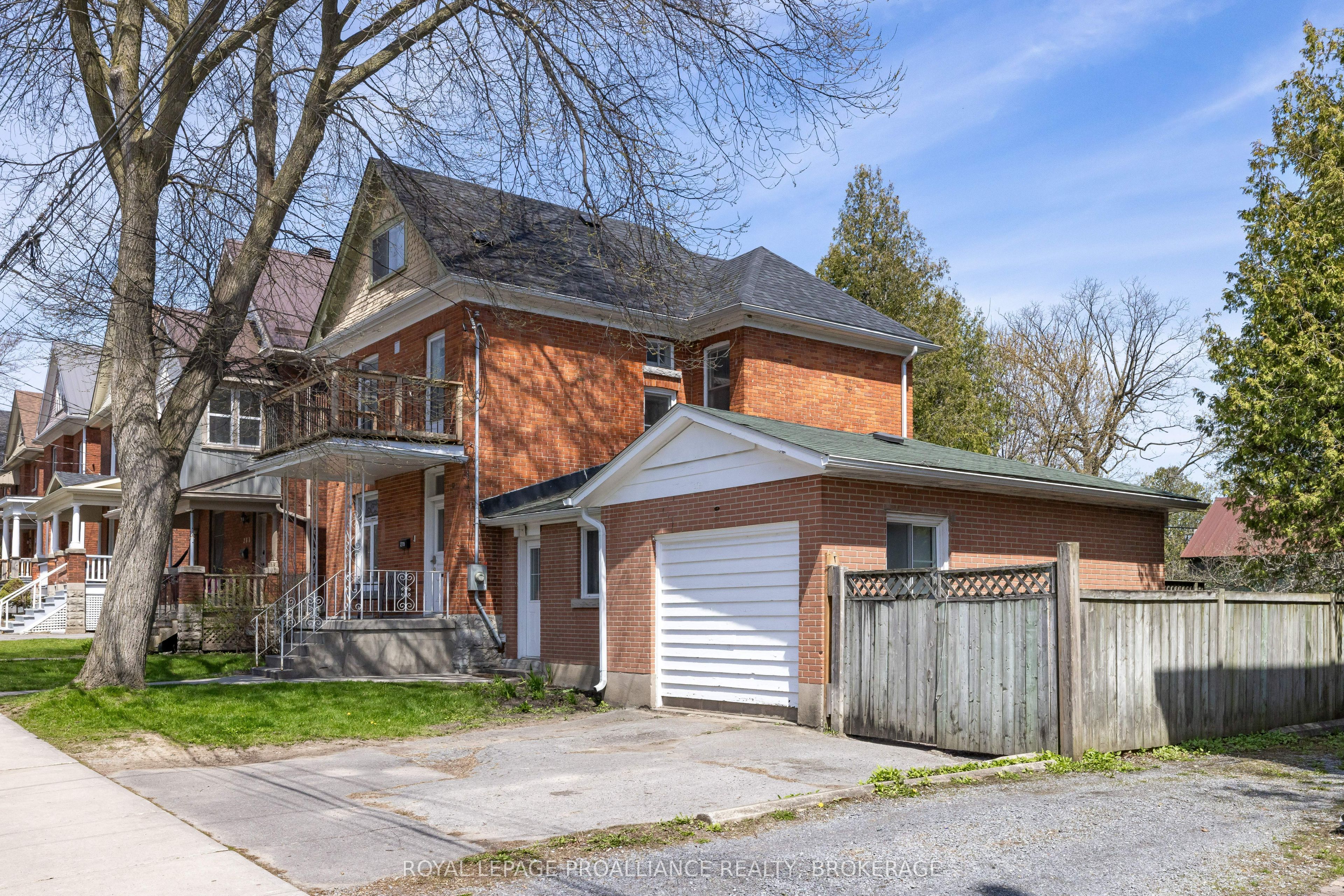 279 Frontenac Street
