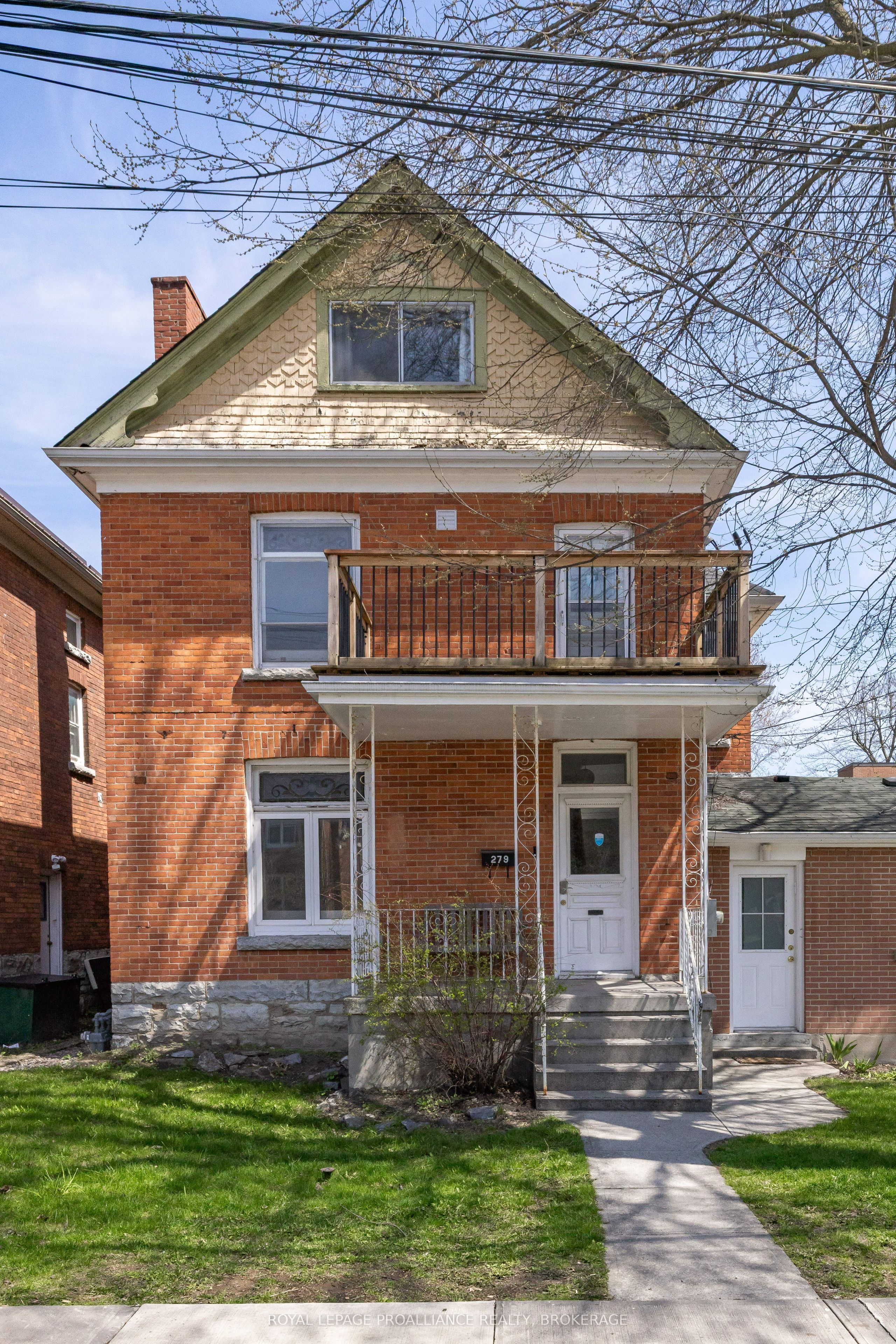 279 Frontenac Street