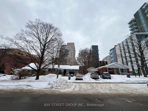 249 Sunview Street Waterloo ON N2L 3V8