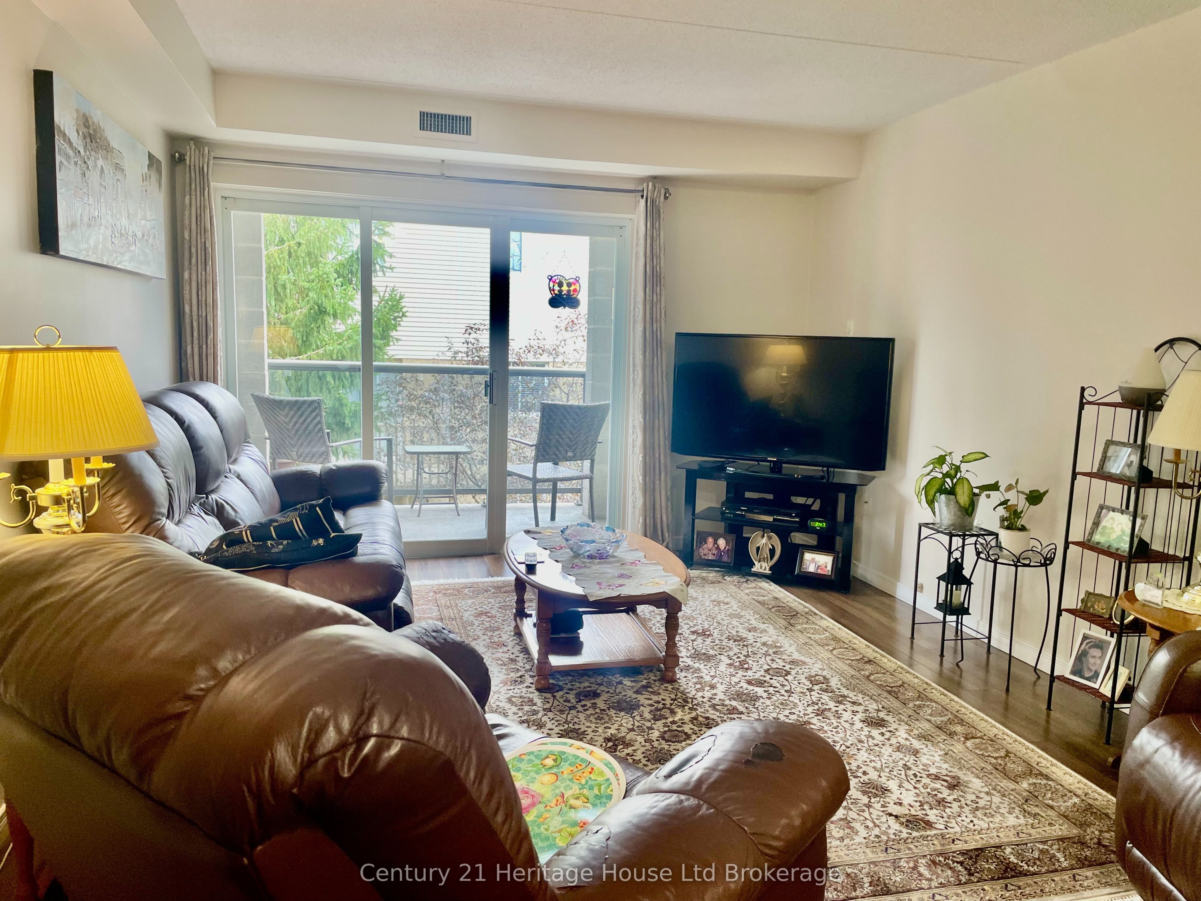 163 Ferguson Avenue 202