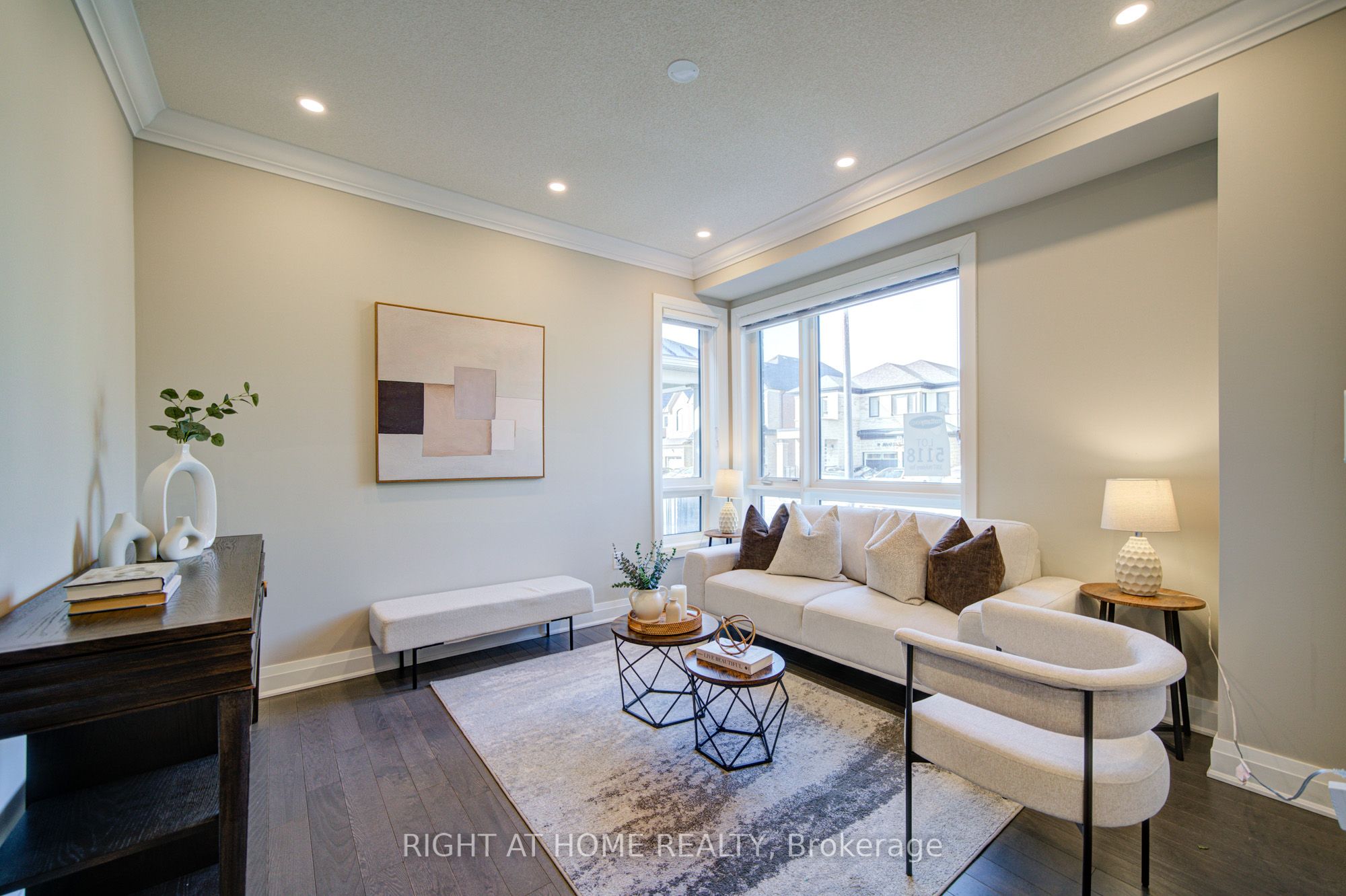 3007 Hollyberry Trail