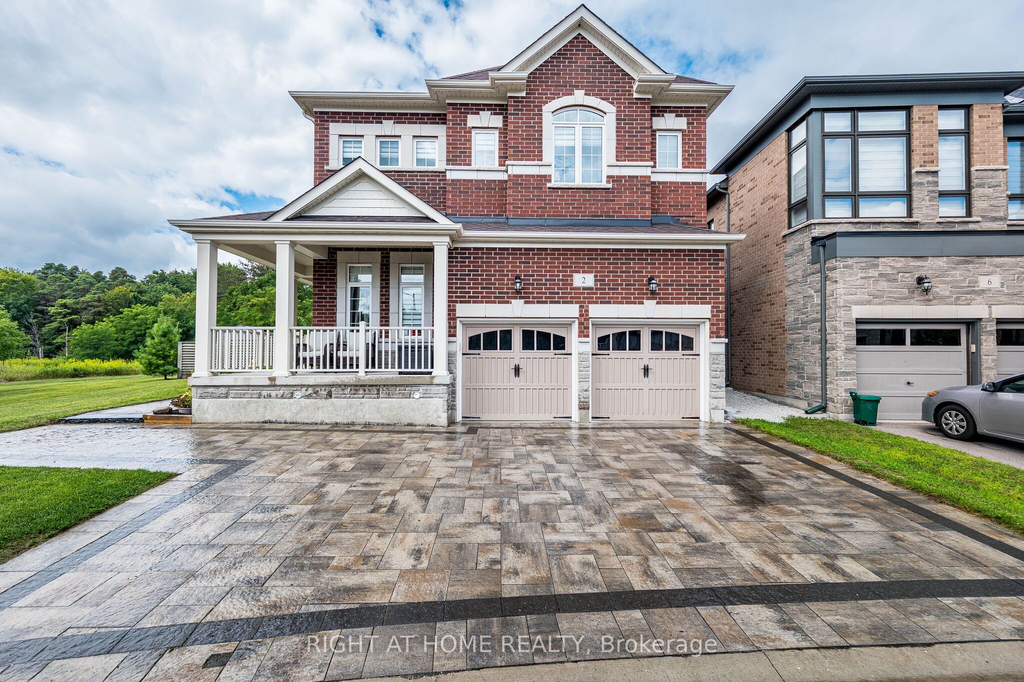 2 Cottonwood Hollow Court